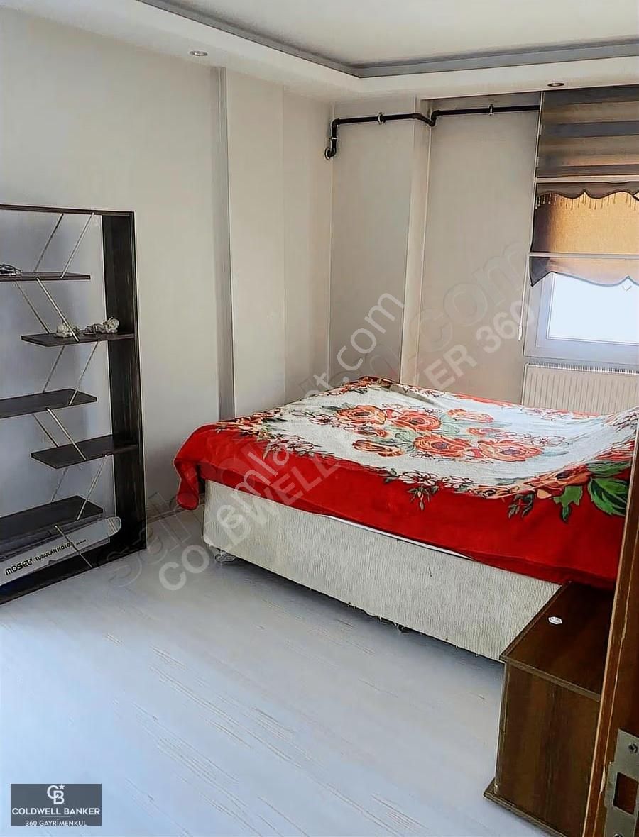 Konak Güzelyalı'da 3+1 Eşyalı Kiralık Daire-merkezi Konum - Görsel 2