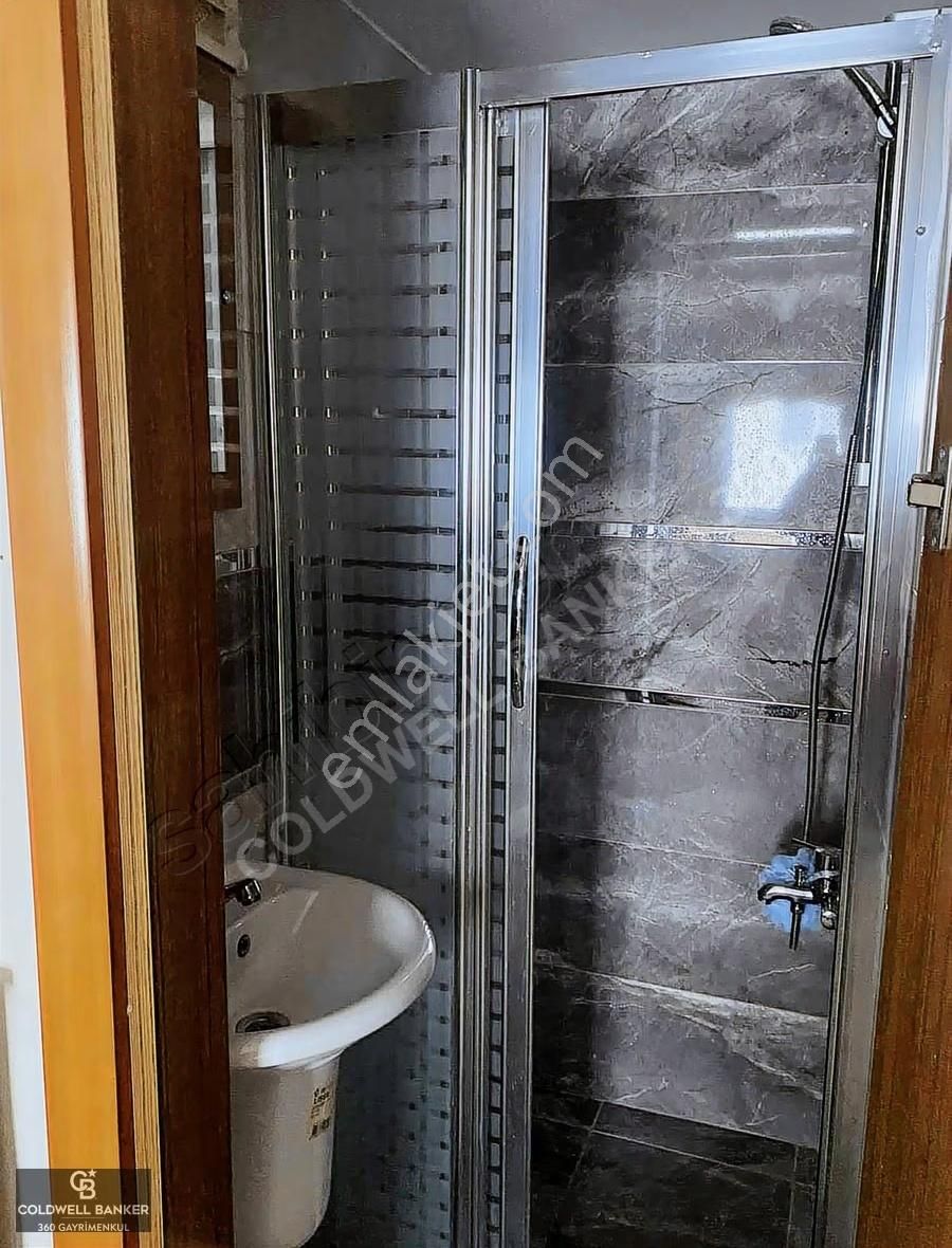 Konak Güzelyalı'da 3+1 Eşyalı Kiralık Daire-merkezi Konum - Görsel 16