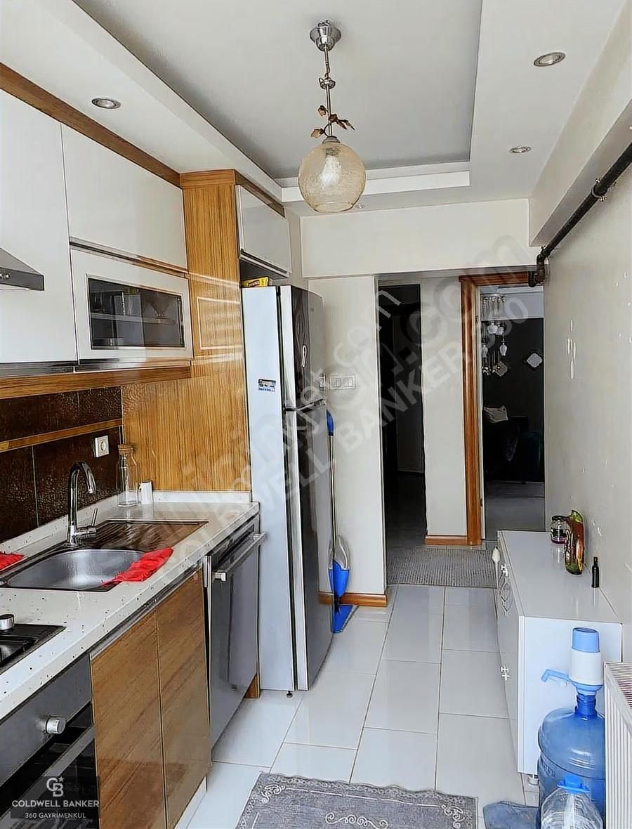 Konak Güzelyalı'da 3+1 Eşyalı Kiralık Daire-merkezi Konum - Görsel 32