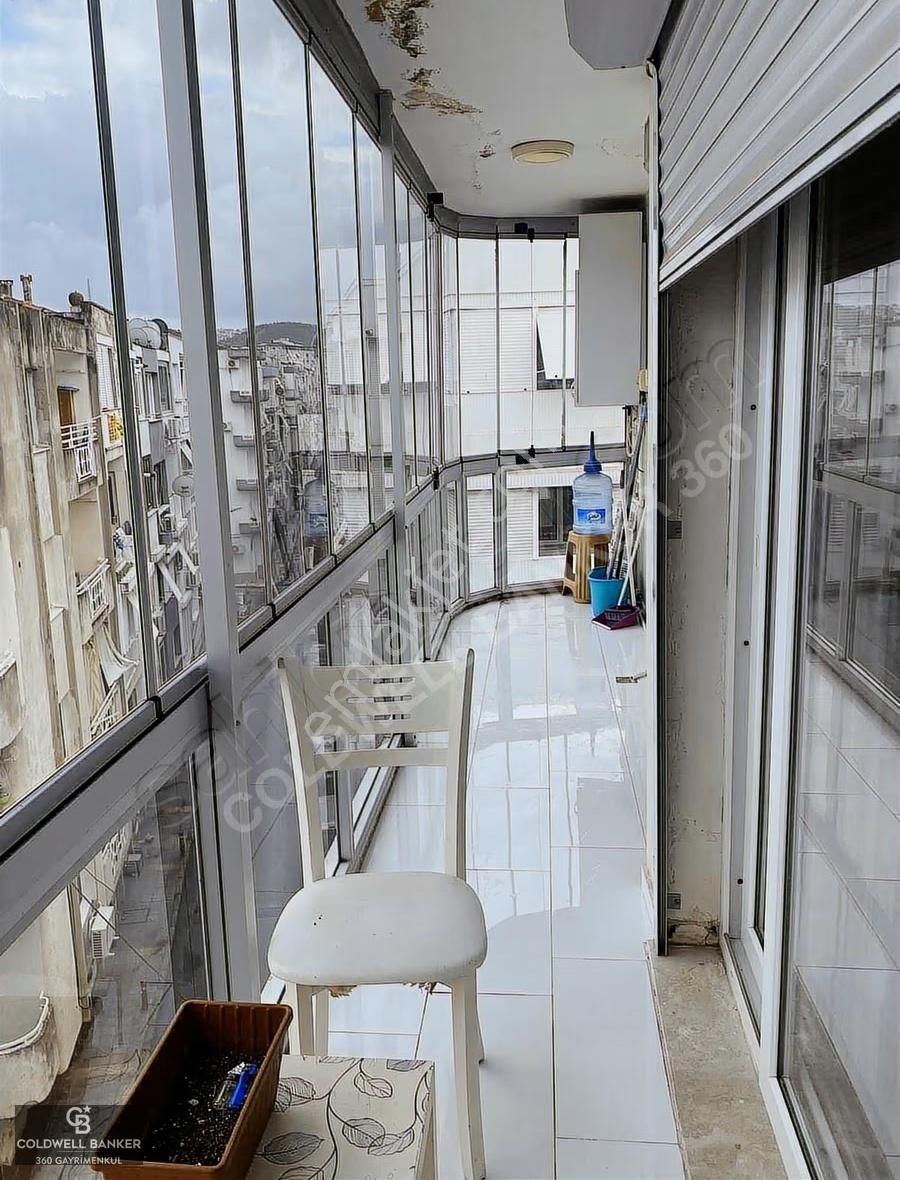 Konak Güzelyalı'da 3+1 Eşyalı Kiralık Daire-merkezi Konum - Görsel 28