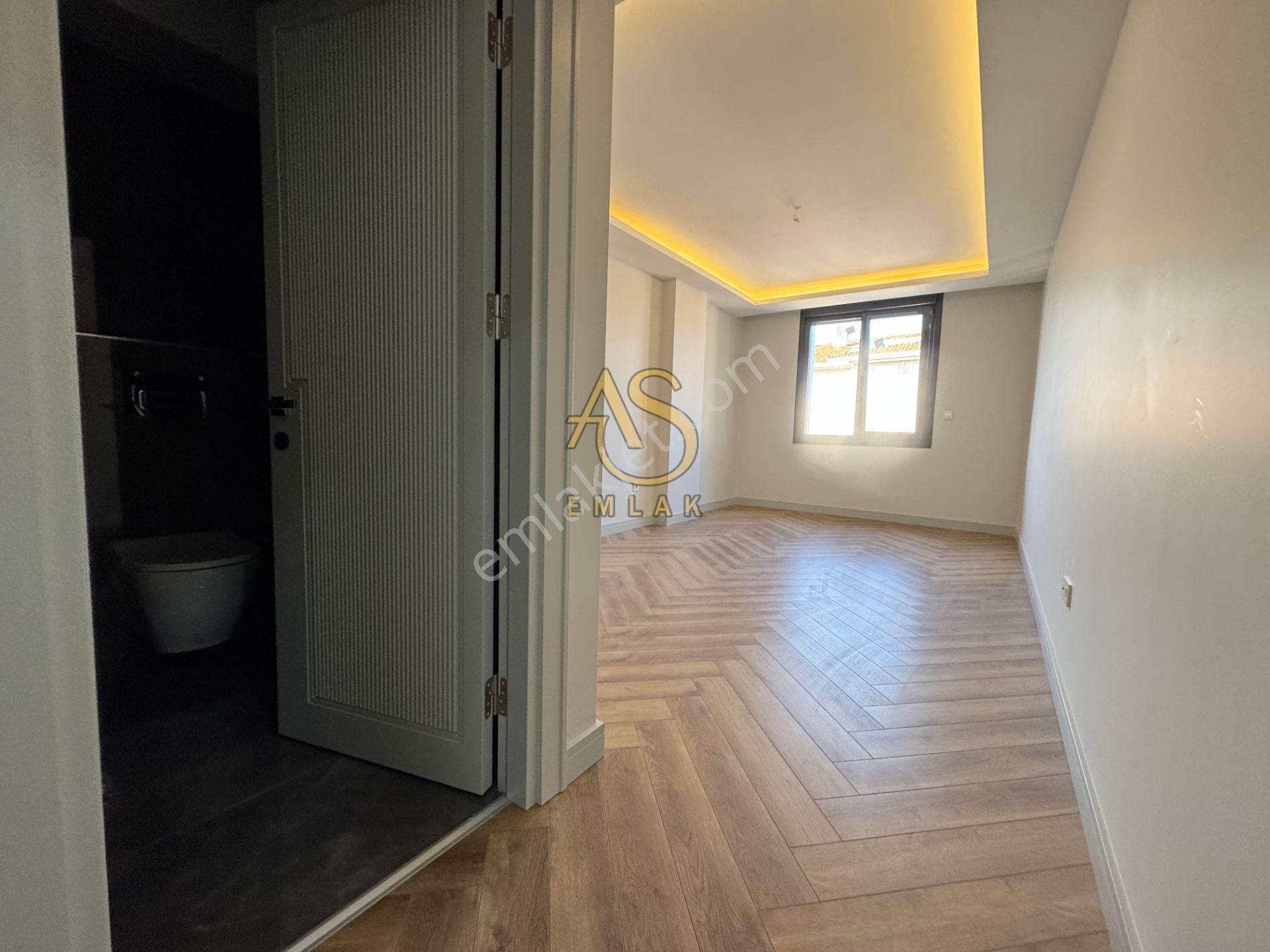 As Emlaktan 4+2sultantepe Deniz Manzaralı 310m2 Otoparklı Dublex - Görsel 25