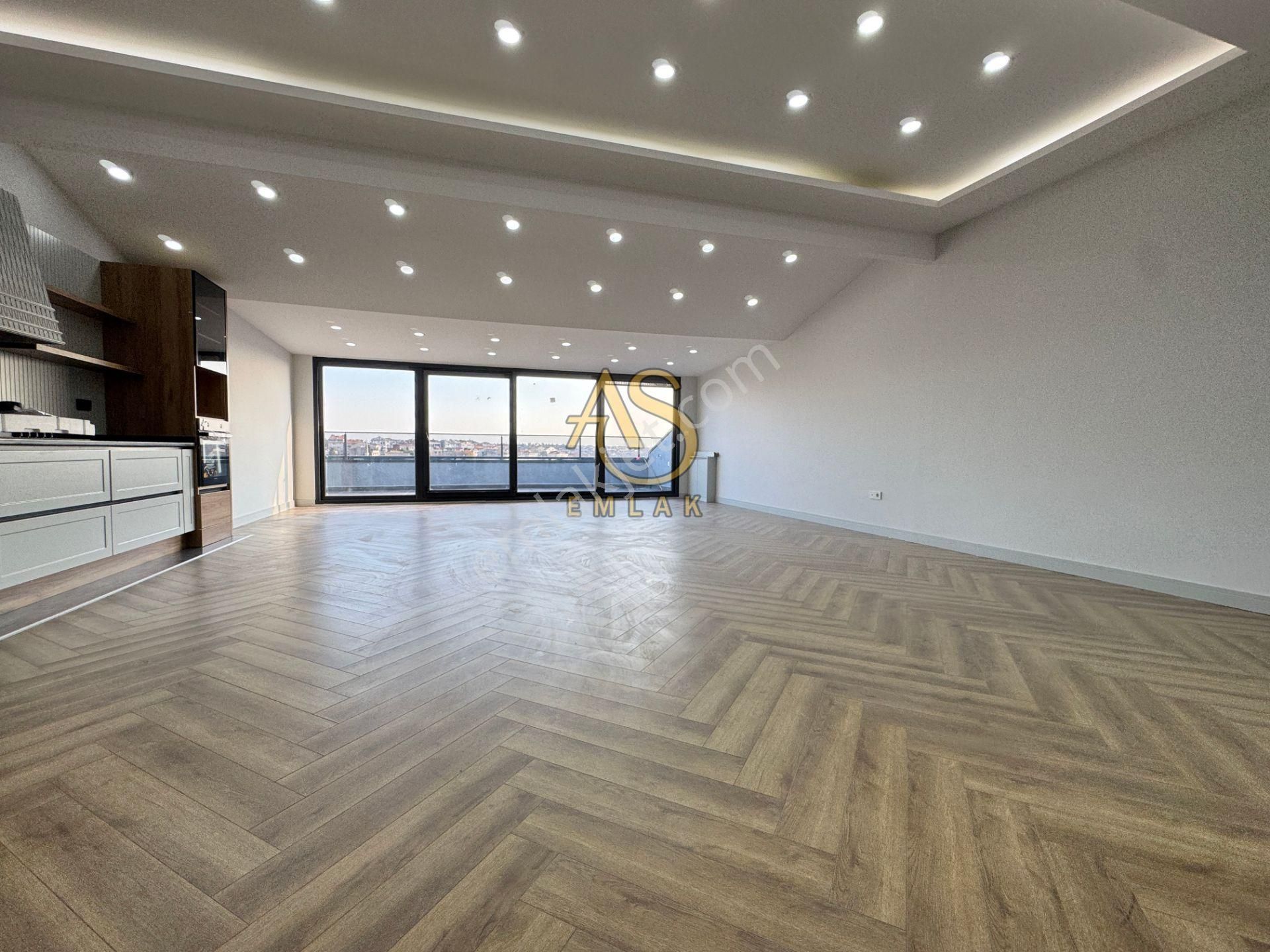 As Emlaktan 4+2sultantepe Deniz Manzaralı 310m2 Otoparklı Dublex - Görsel 6