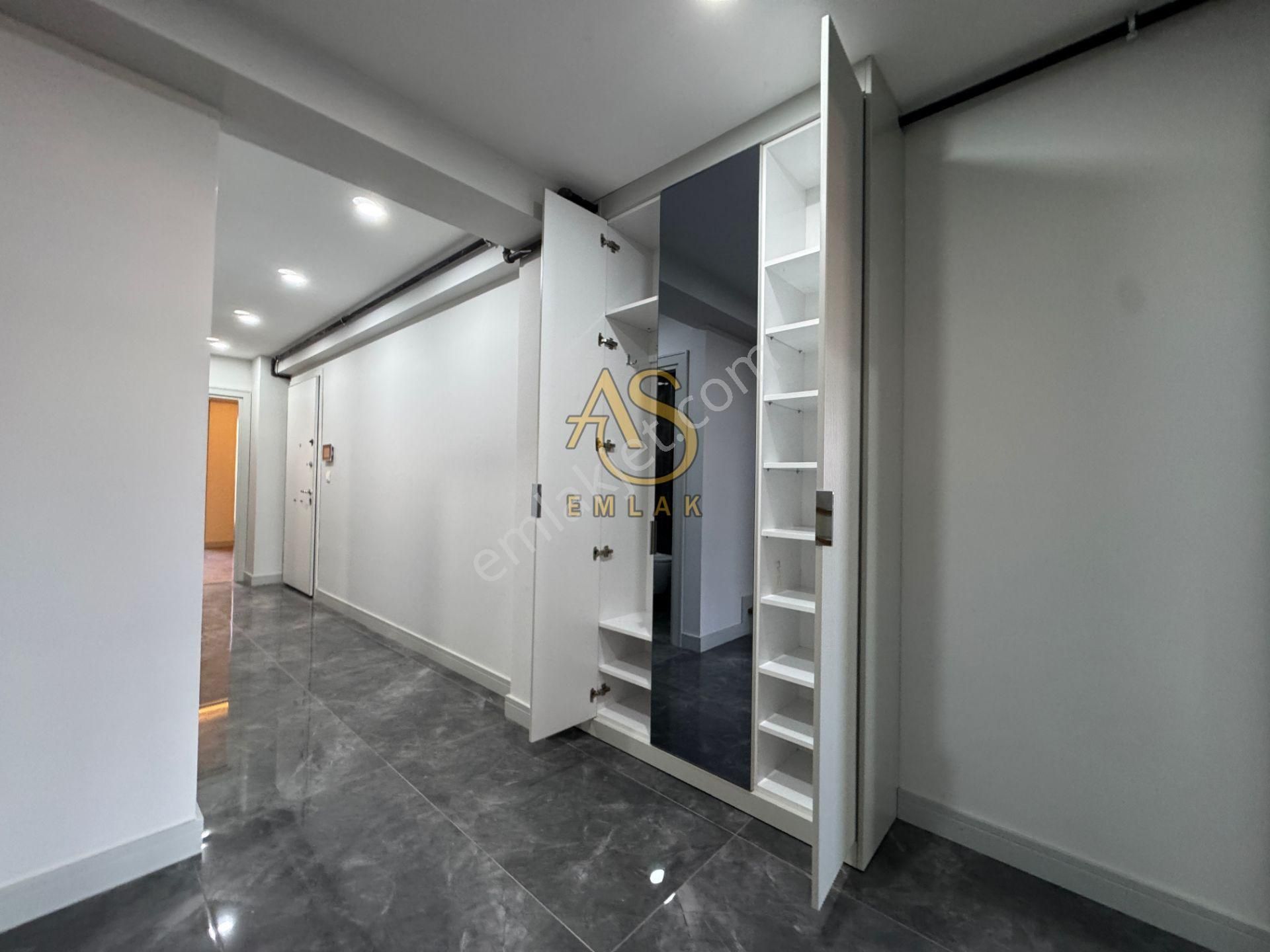 As Emlaktan 4+2sultantepe Deniz Manzaralı 310m2 Otoparklı Dublex - Görsel 30