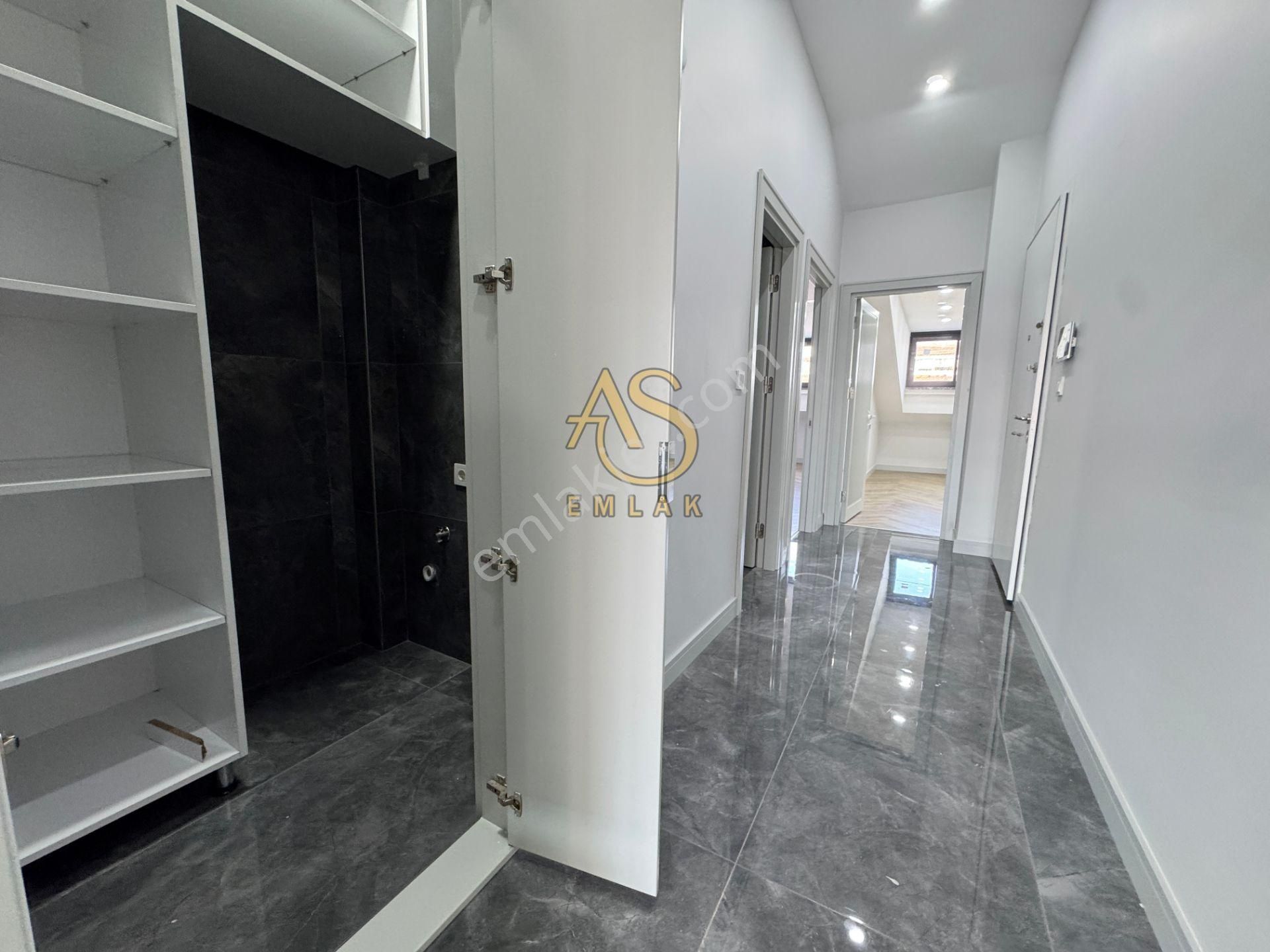 As Emlaktan 4+2sultantepe Deniz Manzaralı 310m2 Otoparklı Dublex - Görsel 9