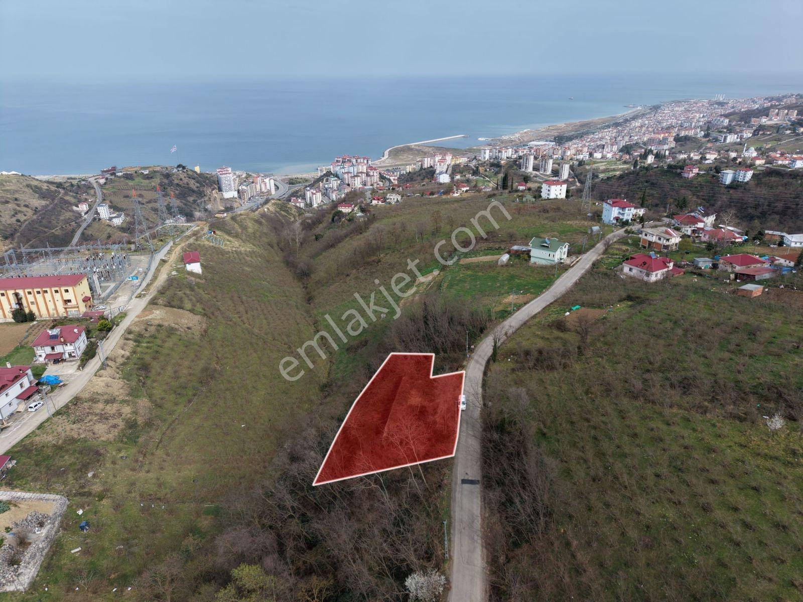 Trabzon Uğurlu Mahallesinde Deniz Manzaralı Satılık Arsa