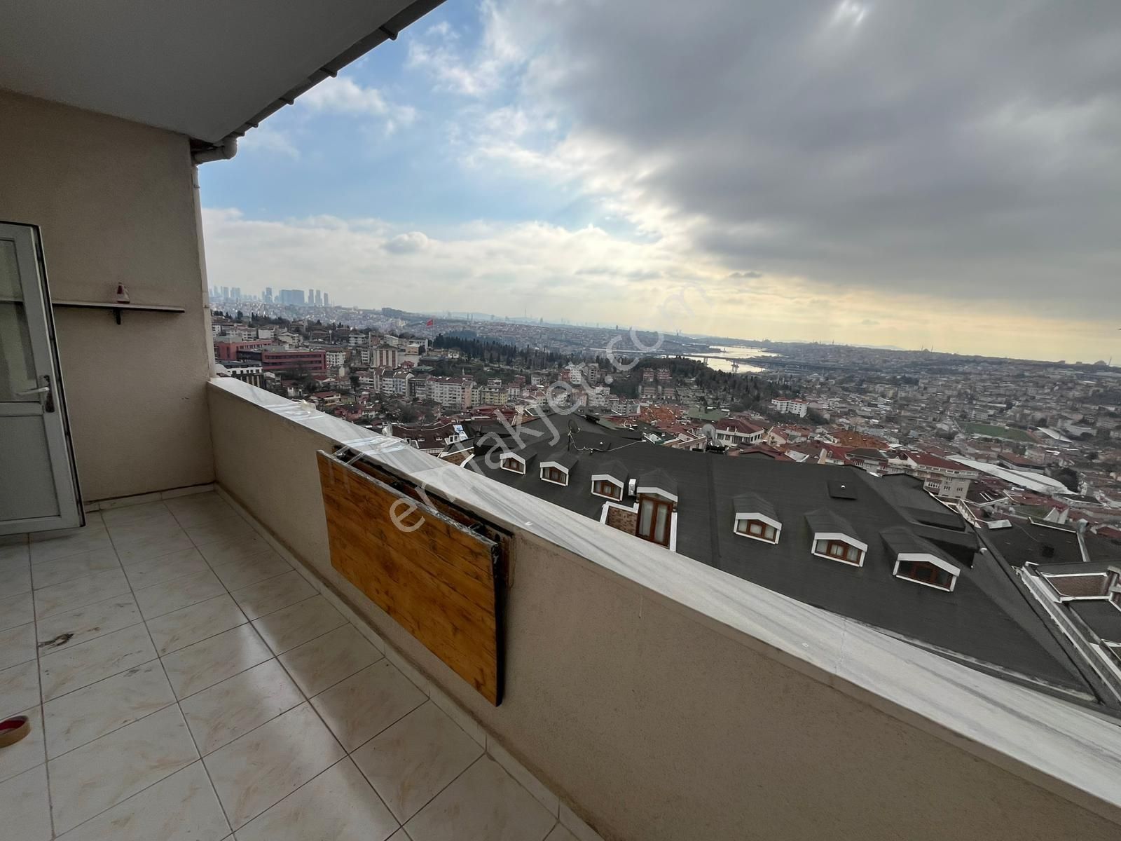 Şeref Emlak Eşsiz Manzaralı Kiralık Daire 35.000 Tl - Görsel 11