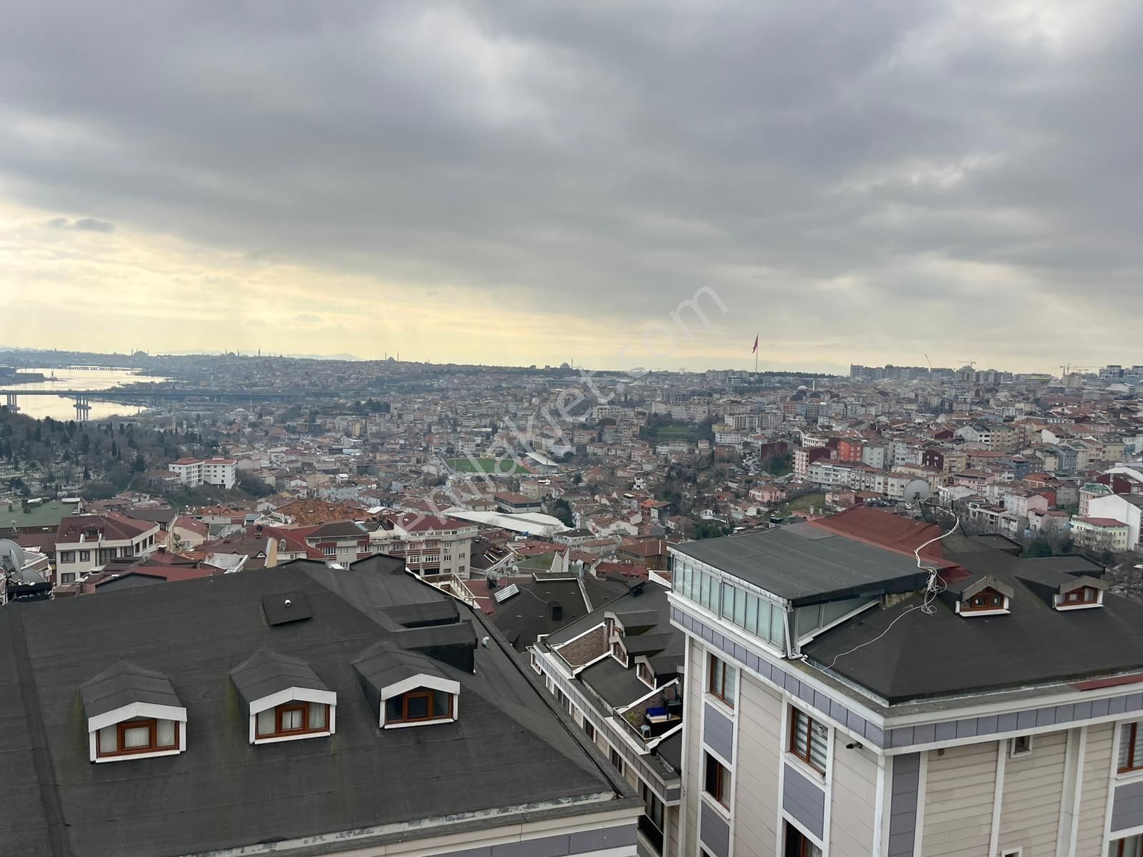 Şeref Emlak Eşsiz Manzaralı Kiralık Daire 35.000 Tl - Görsel 19