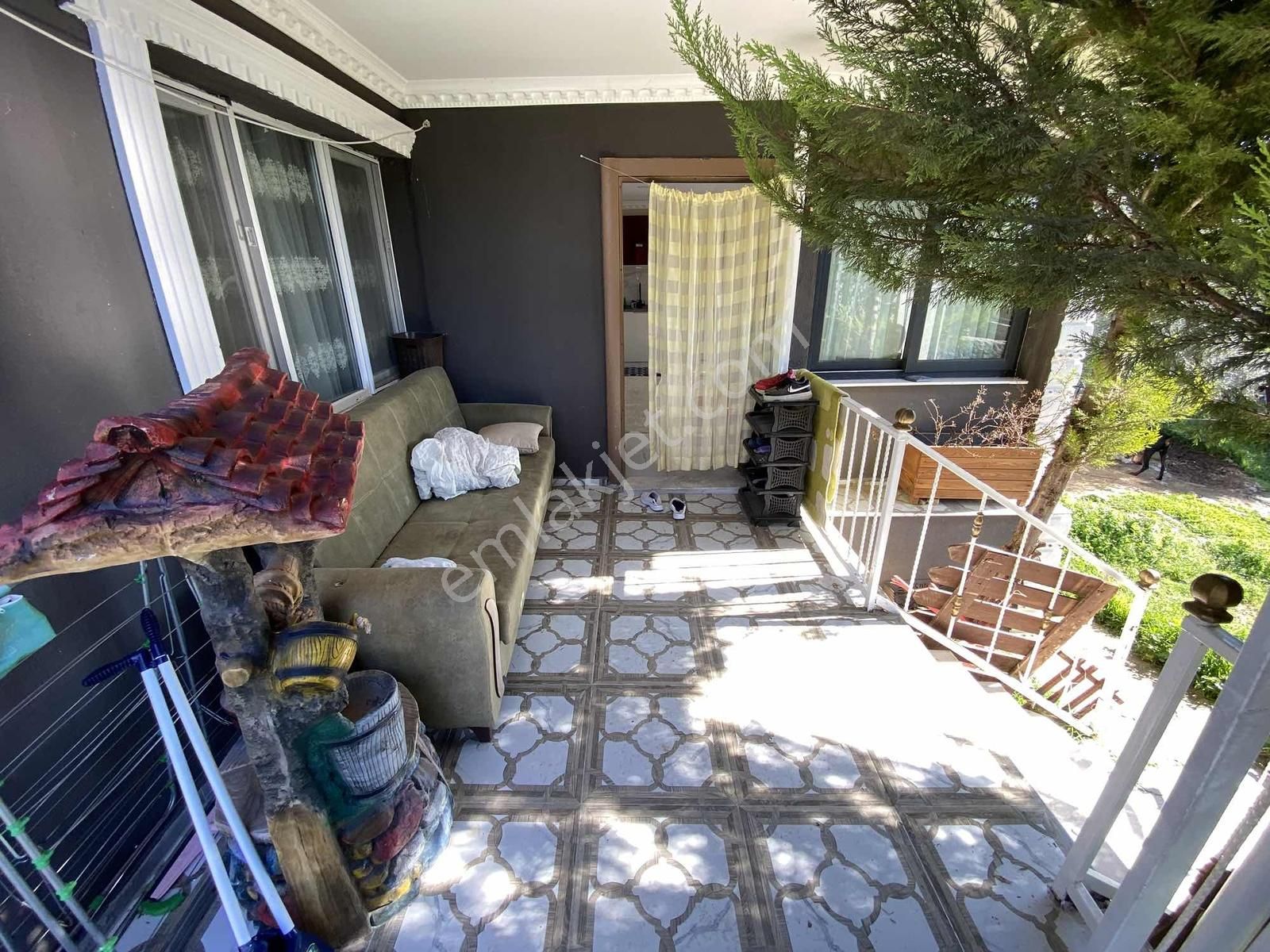 Buca Kırıklarda Satılık 426m2 Yapı Kayıt Belgeli 2+1 Ev Ve Arsa - Görsel 7