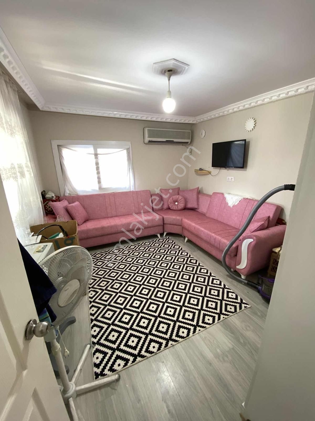 Buca Kırıklarda Satılık 426m2 Yapı Kayıt Belgeli 2+1 Ev Ve Arsa - Görsel 3
