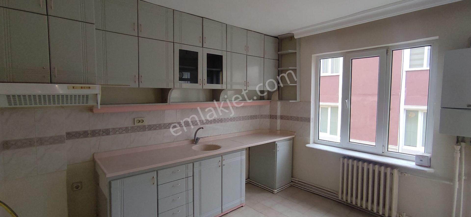 Elfi Den Maltepe Mahallesi Kiralık 3+1 Daire - Görsel 14