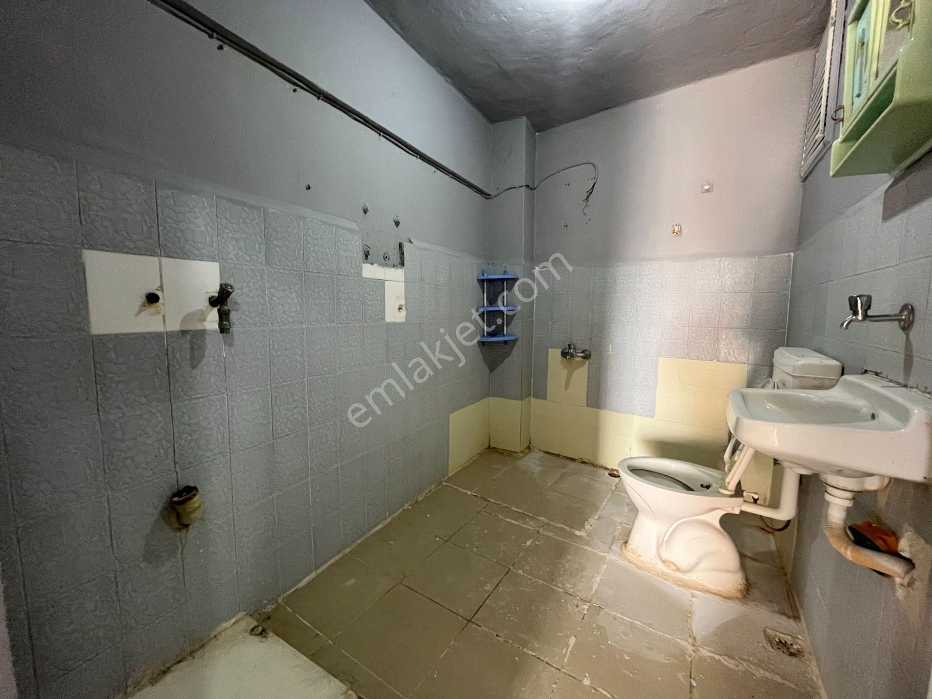 Gümüşpala Sancak Camii Yakını Ara Kat, Çift Wc'li 3+1 Kiralık Daire - Görsel 17