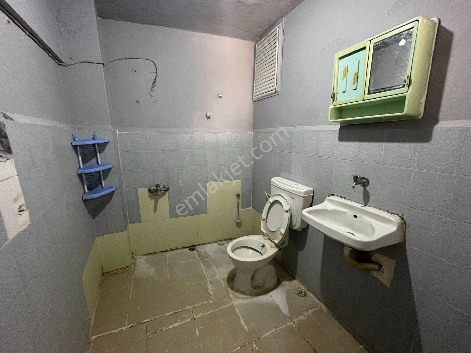 Gümüşpala Sancak Camii Yakını Ara Kat, Çift Wc'li 3+1 Kiralık Daire - Görsel 18