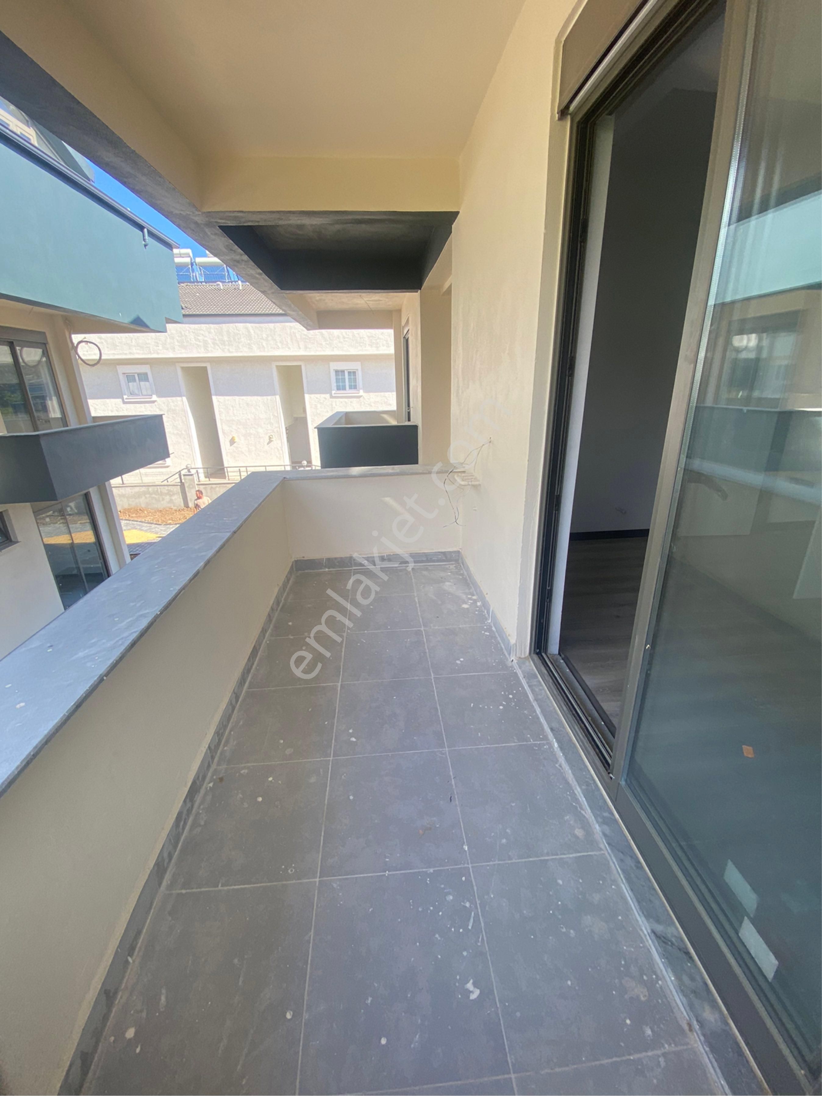 Kuzdere İskanlı 3+1 Dubleks Ayrı Mutfaklı Havuzlu - Görsel 29