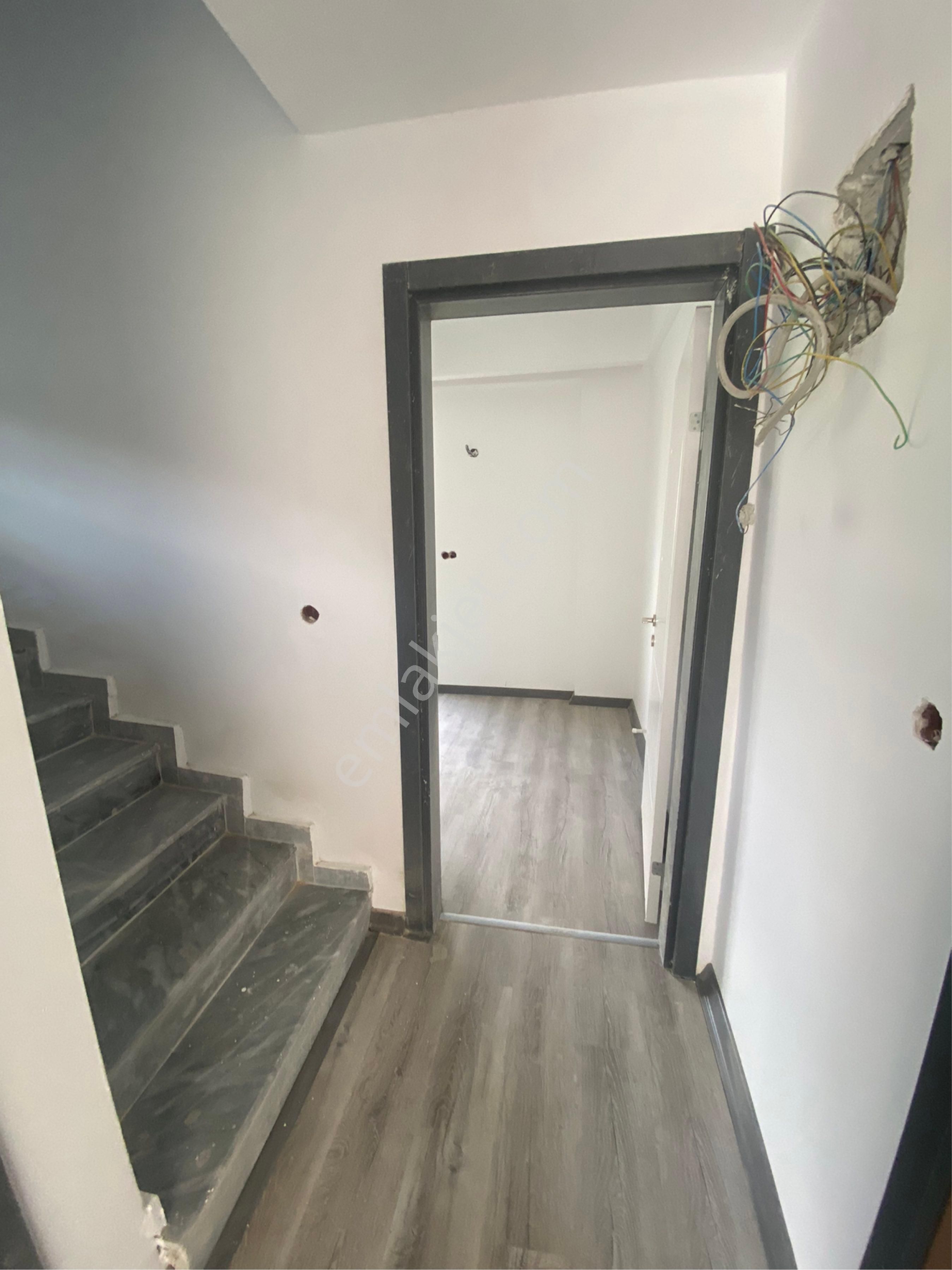 Kuzdere İskanlı 3+1 Dubleks Ayrı Mutfaklı Havuzlu - Görsel 24