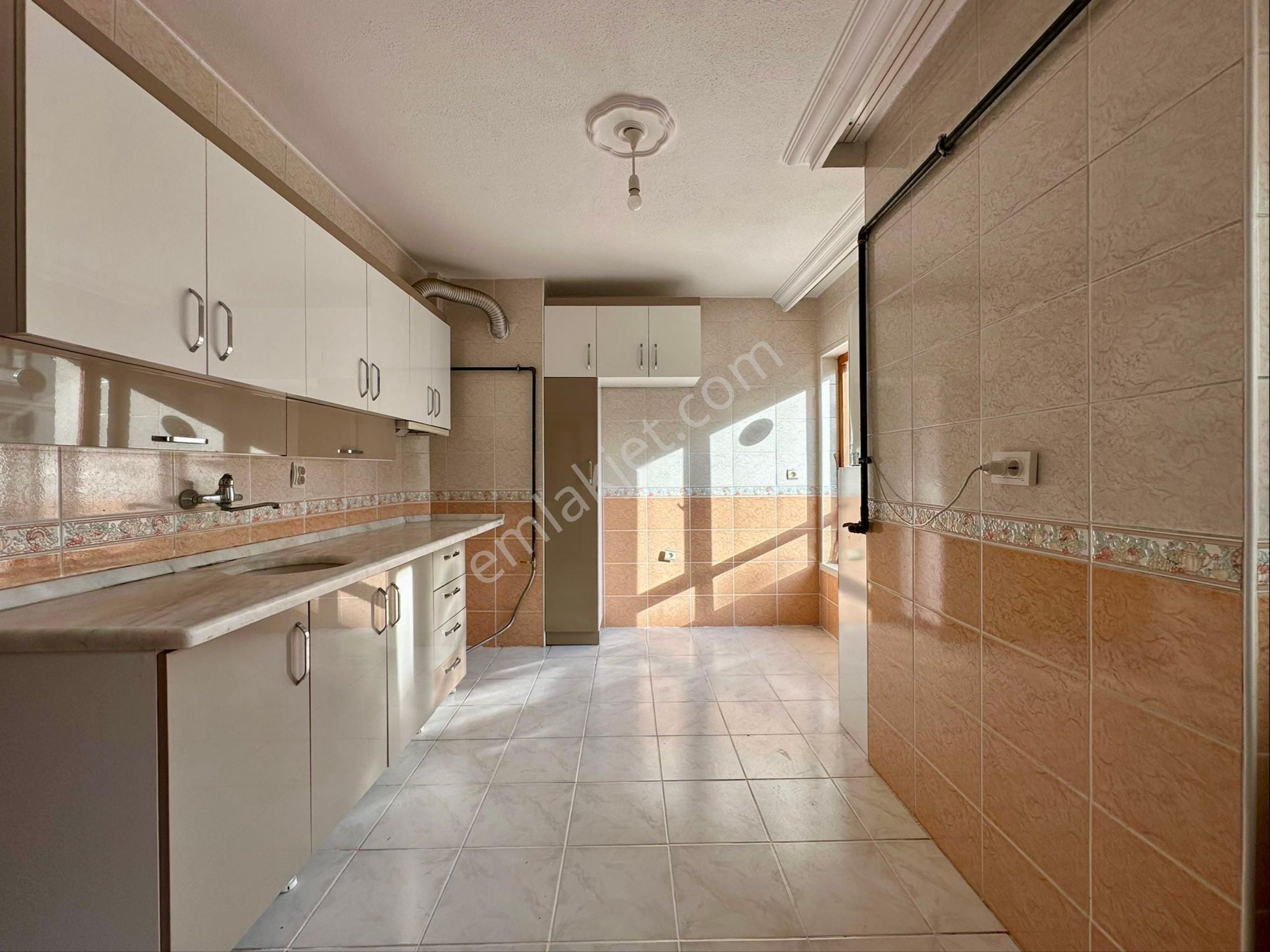 Osmangazi Mah Sanatoryum Hastane Yakını Ara Katta Geniş 3+1 - Görsel 7