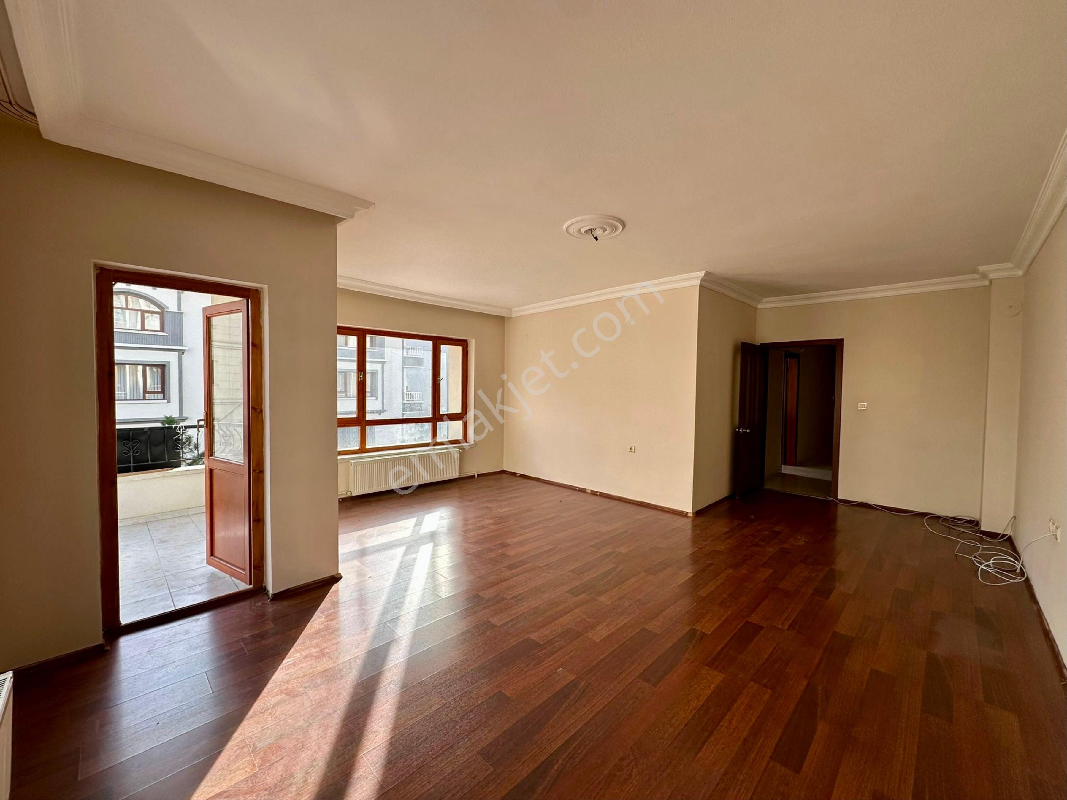 Osmangazi Mah Sanatoryum Hastane Yakını Ara Katta Geniş 3+1