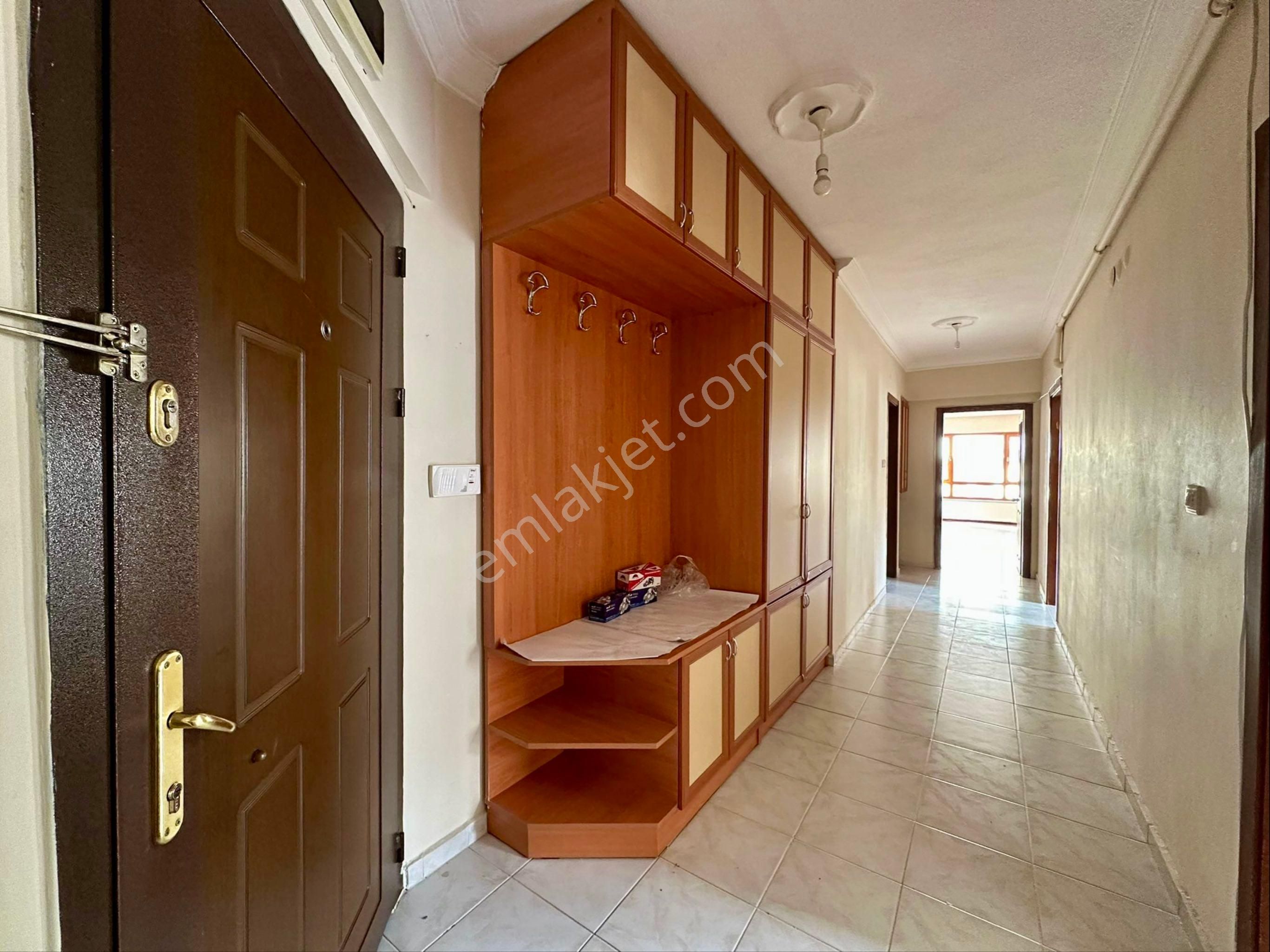 Osmangazi Mah Sanatoryum Hastane Yakını Ara Katta Geniş 3+1 - Görsel 24