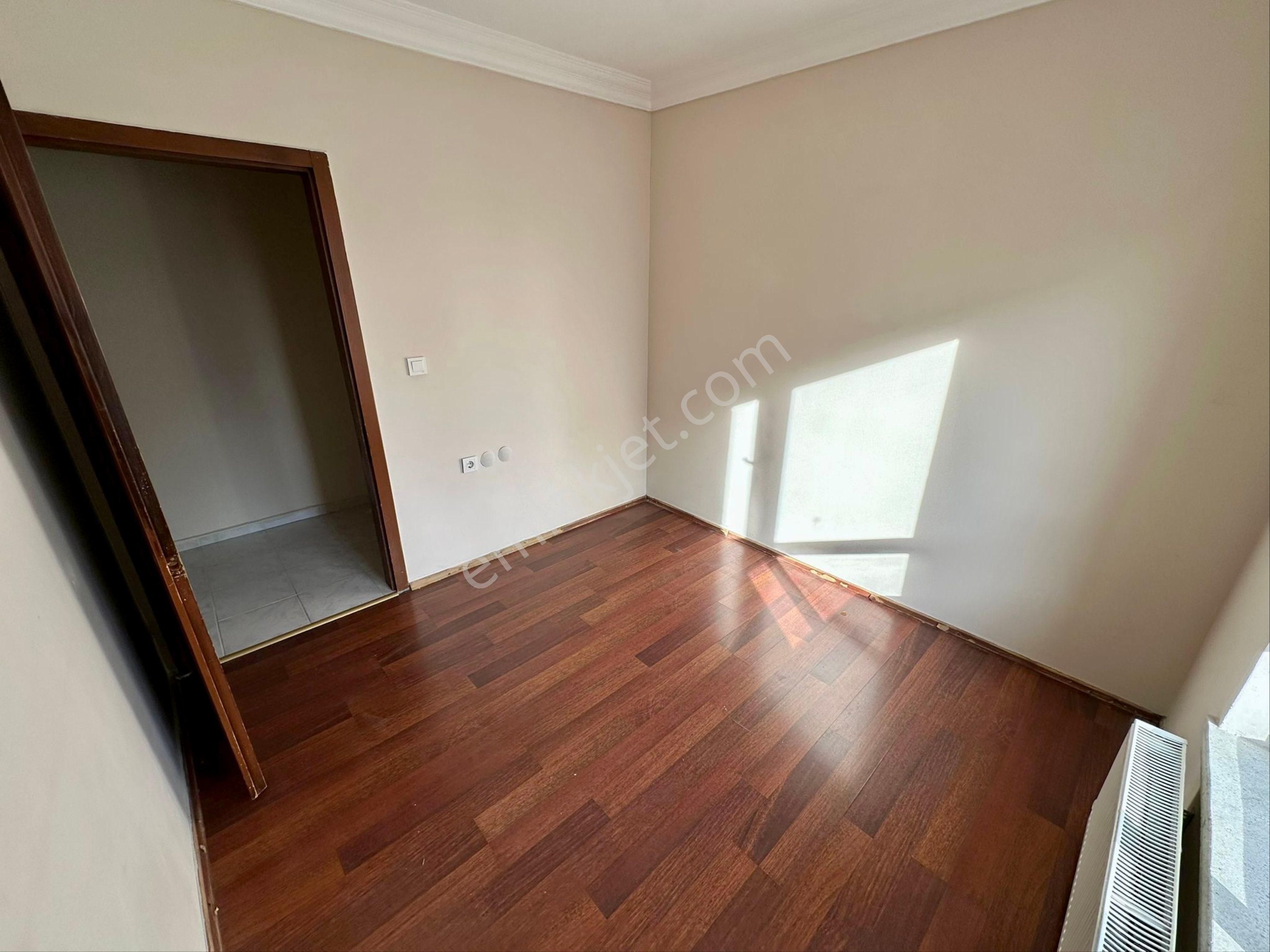 Osmangazi Mah Sanatoryum Hastane Yakını Ara Katta Geniş 3+1 - Görsel 17