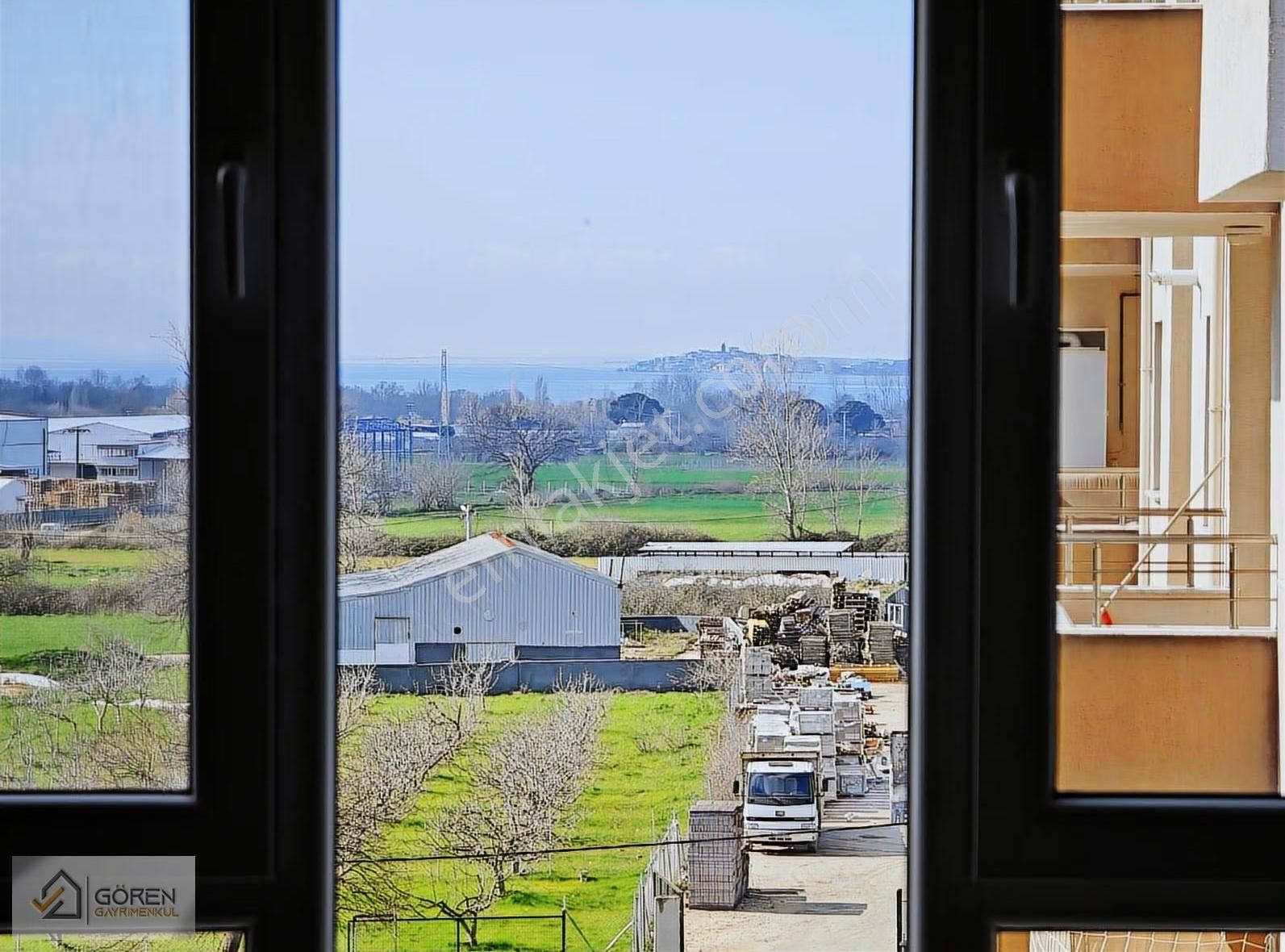 Göl Manzaralı 3+1 Kiralık Daire 4. Kat Daire Aile Sitesi - Görsel 6