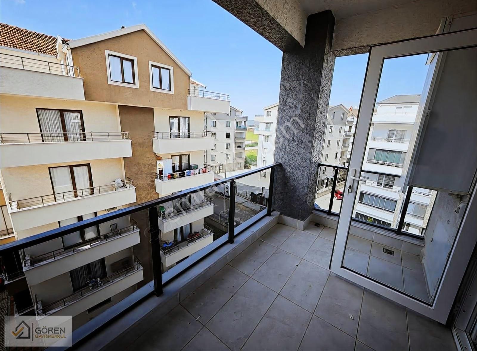 Göl Manzaralı 3+1 Kiralık Daire 4. Kat Daire Aile Sitesi - Görsel 10