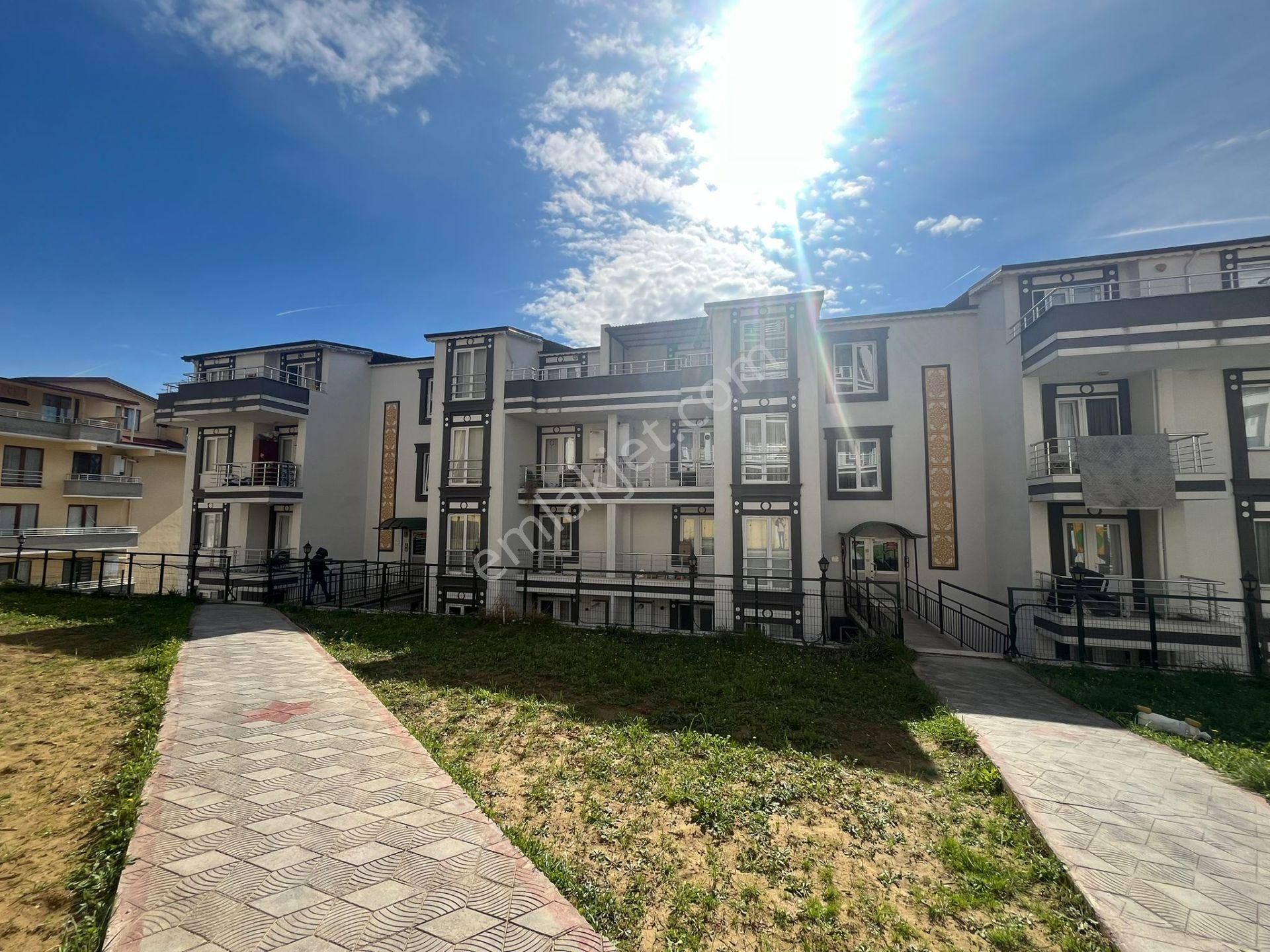 Şehir Hastanesine Yürüme Mesafesinde, Site İçinde Ferah Ve Geniş 2+1