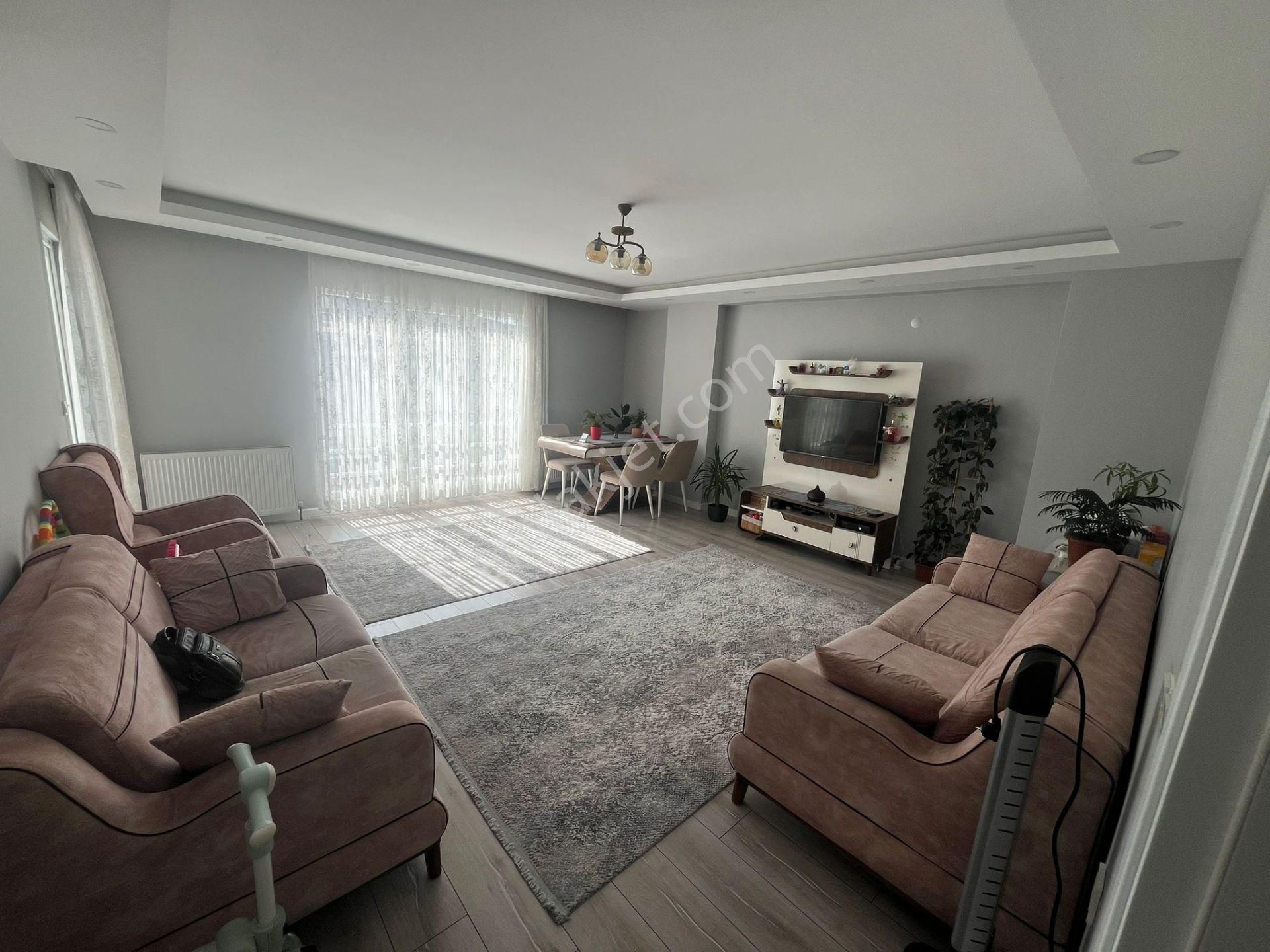 Şehir Hastanesine Yürüme Mesafesinde, Site İçinde Ferah Ve Geniş 2+1 - Görsel 14