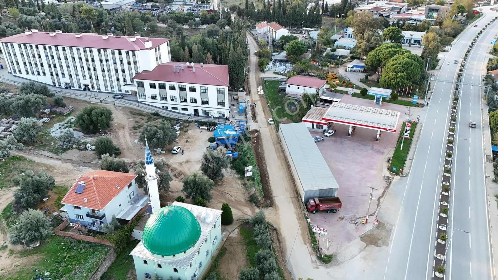 Yeni Mahalle Kyk Öğrenci Yurdu Yanında Yatırımlık 2 Adet Arsa - Görsel 3