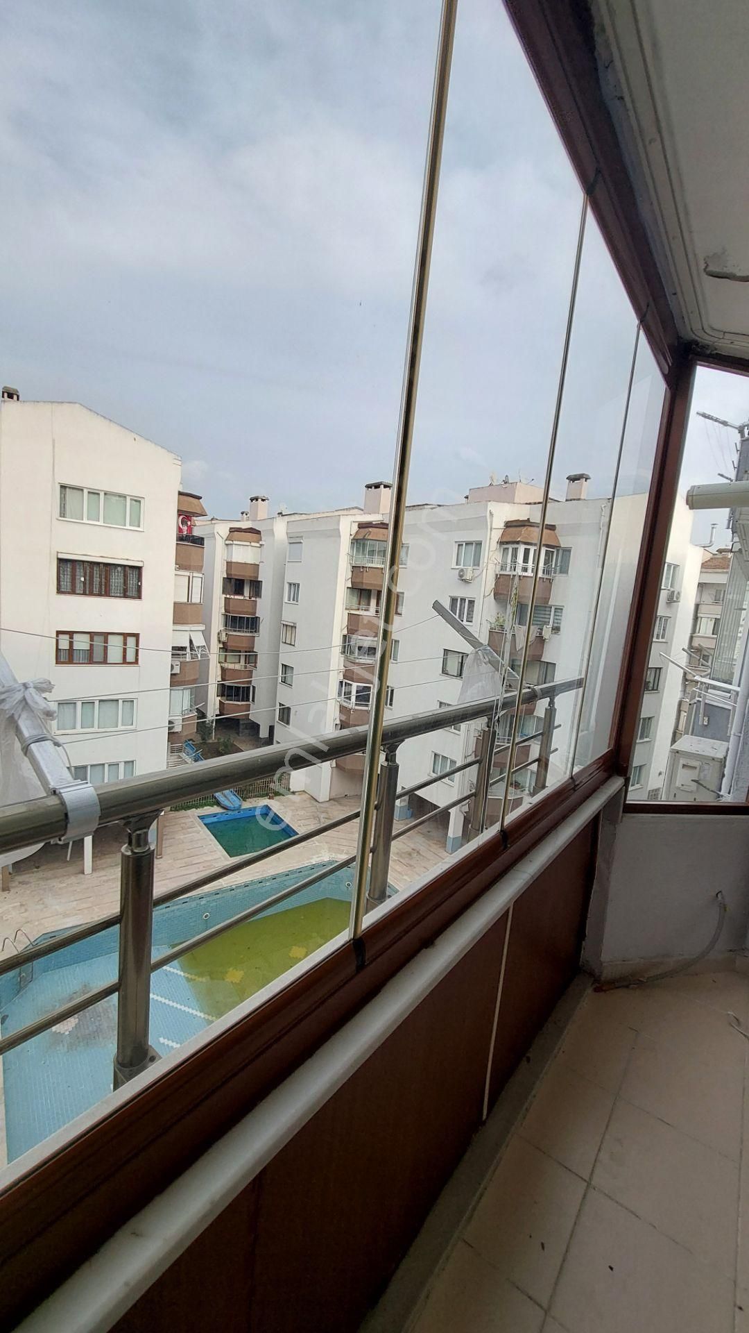 Güzelyalı Yalı Mah . Havuzlu Ara Kat Kiracılı Temiz 2+1 Daire - Görsel 17