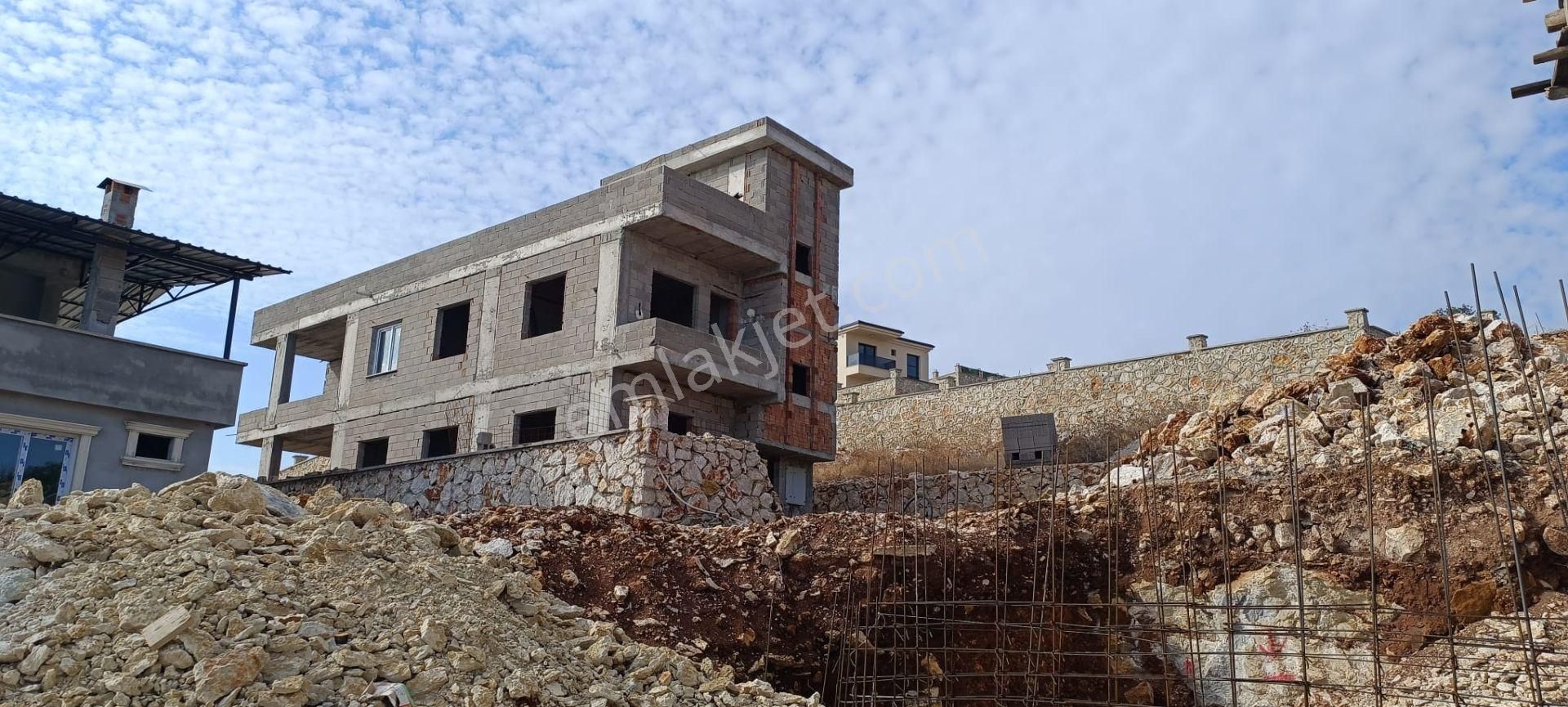 Arve'den Gözne Korum Mahallesinde Mersin Manzaralı 2 Katlı Ev - Görsel 5