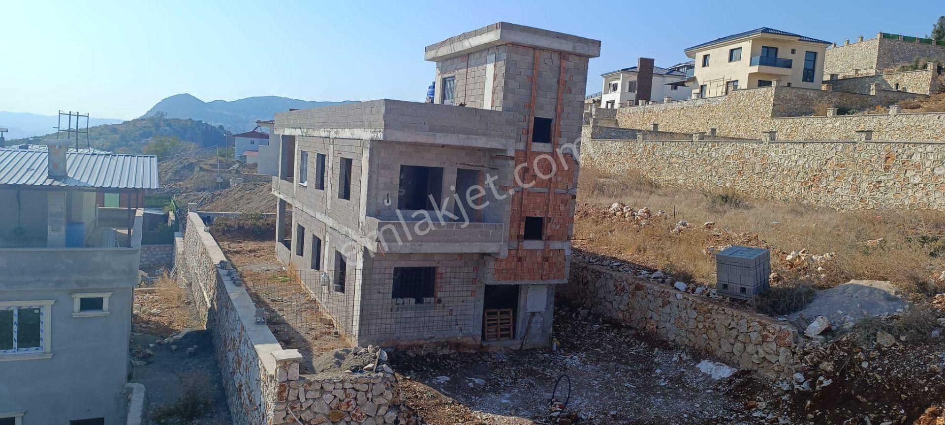 Arve'den Gözne Korum Mahallesinde Mersin Manzaralı 2 Katlı Ev - Görsel 7