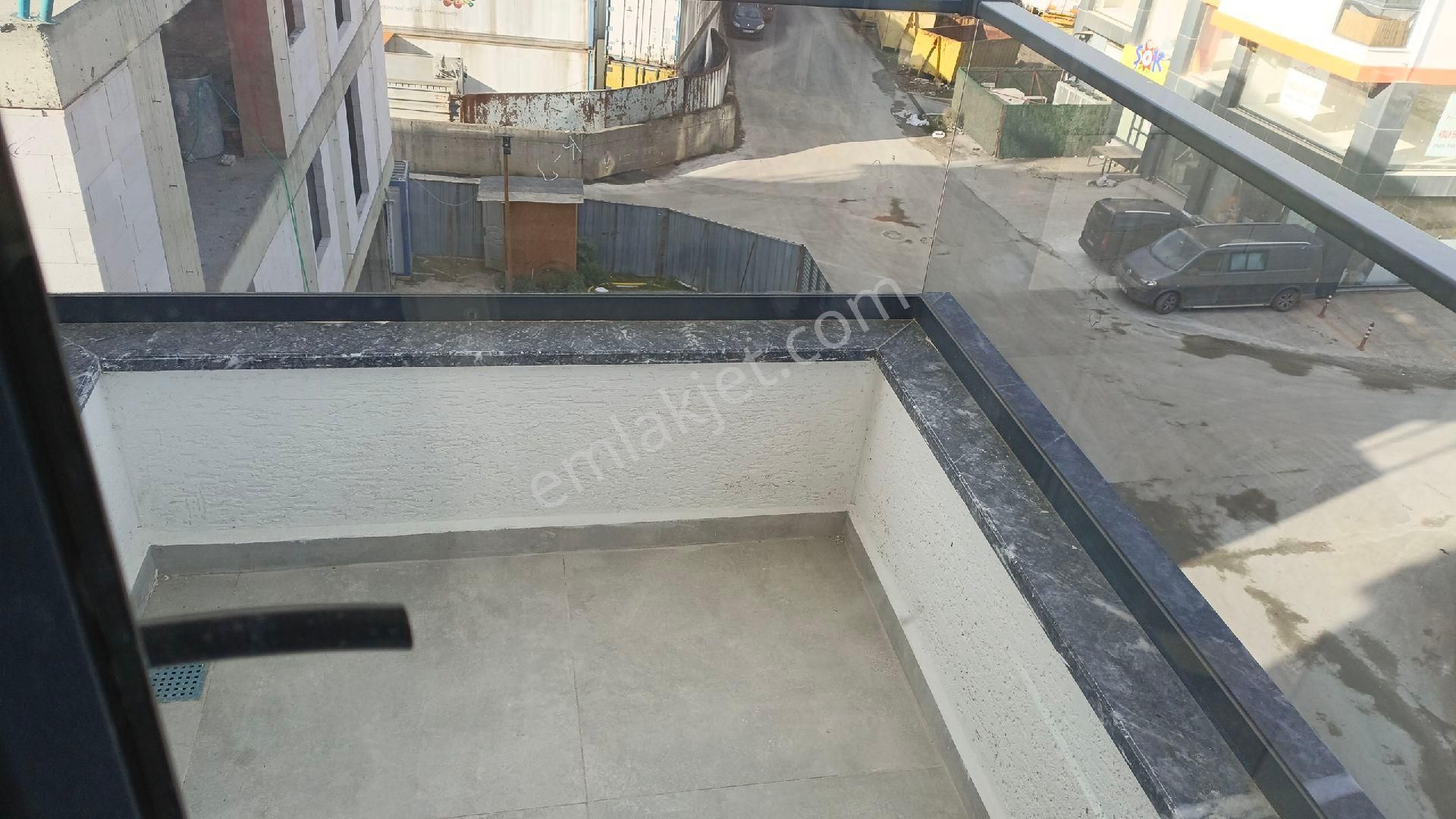 Çayırova Cumhuriyet Mah Satılık 2+1 İskanlı Yerden Isıtmalı Daire - Görsel 29