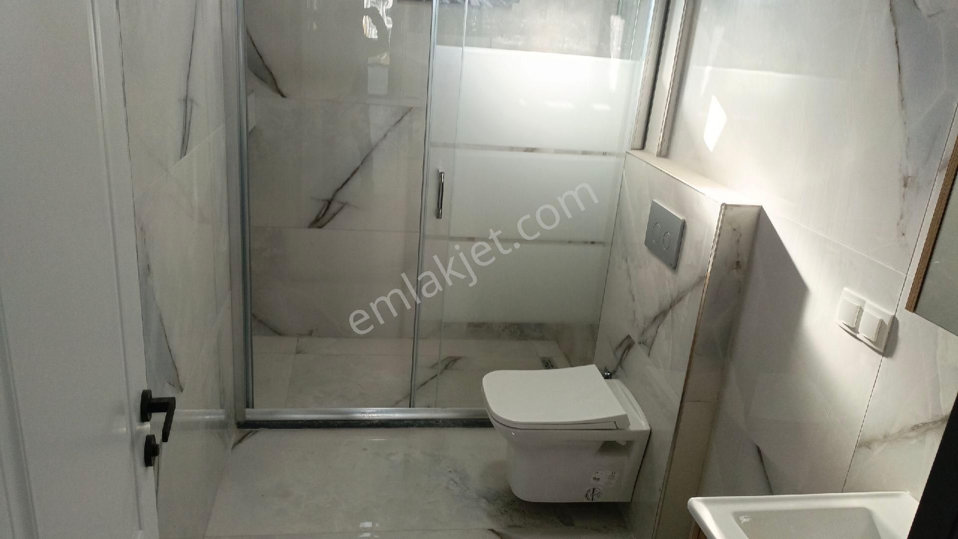 Çayırova Cumhuriyet Mah Satılık 2+1 İskanlı Yerden Isıtmalı Daire - Görsel 25