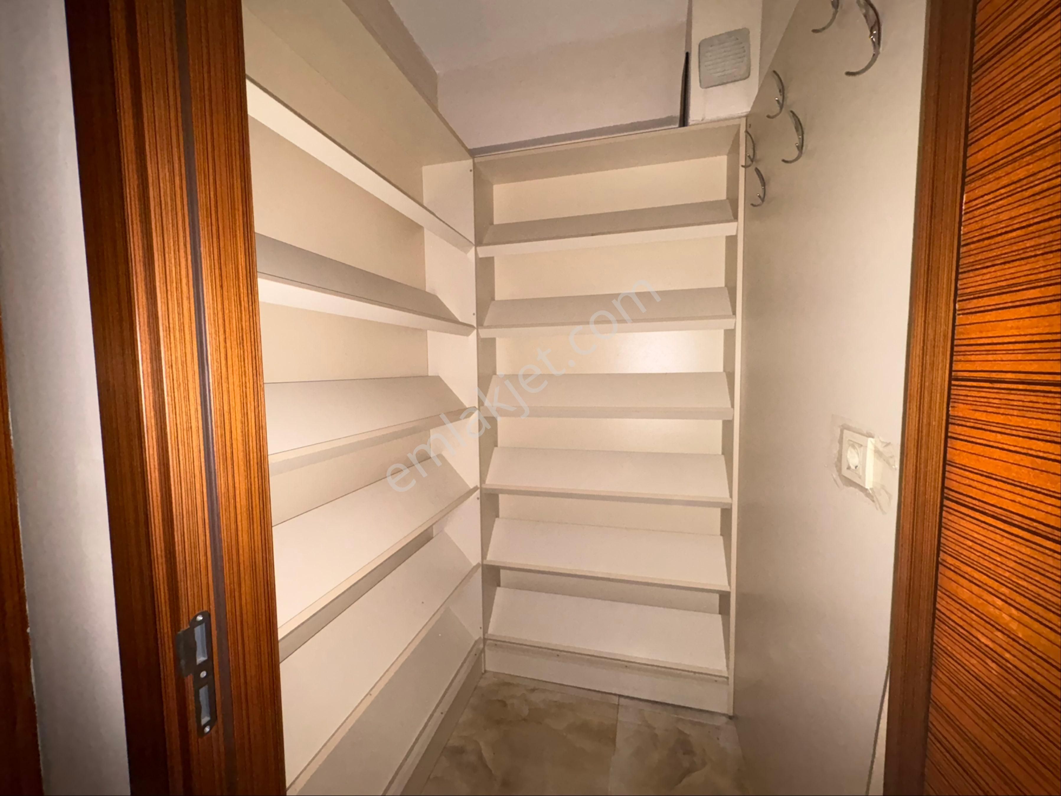 İzmir Denizmen İnönü Cadde Yakını Genç Binada 3+1 Kiralık Daire - Görsel 14