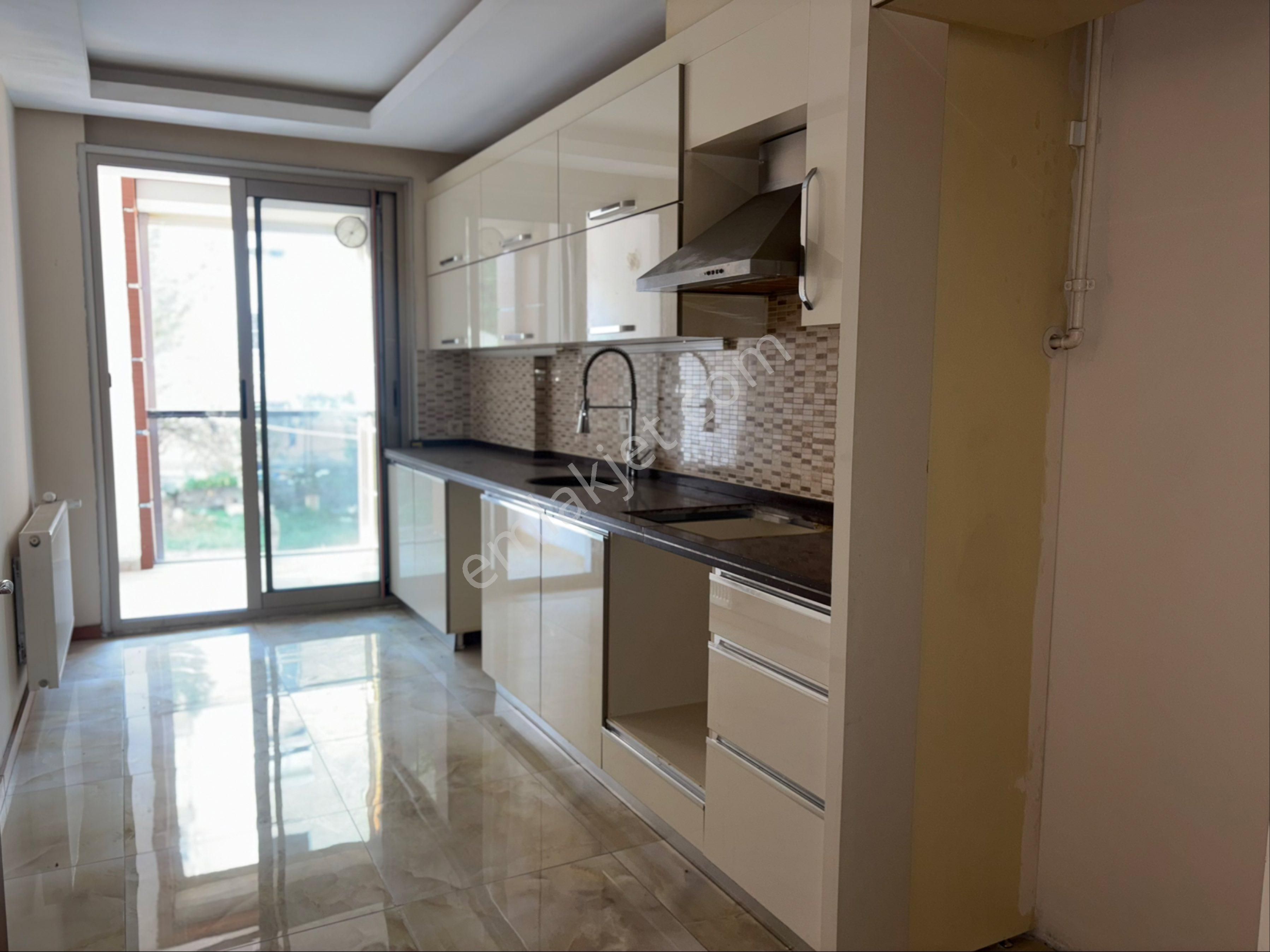 İzmir Denizmen İnönü Cadde Yakını Genç Binada 3+1 Kiralık Daire - Görsel 5