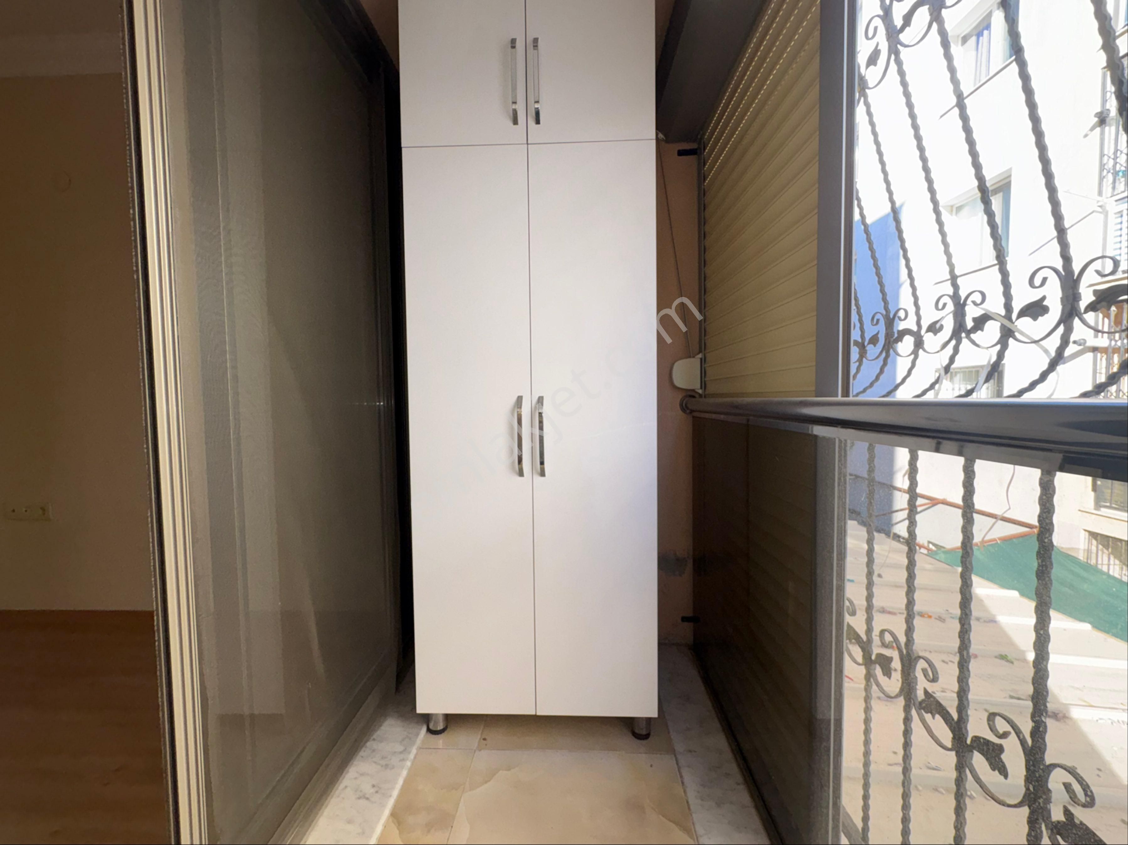 İzmir Denizmen İnönü Cadde Yakını Genç Binada 3+1 Kiralık Daire - Görsel 24