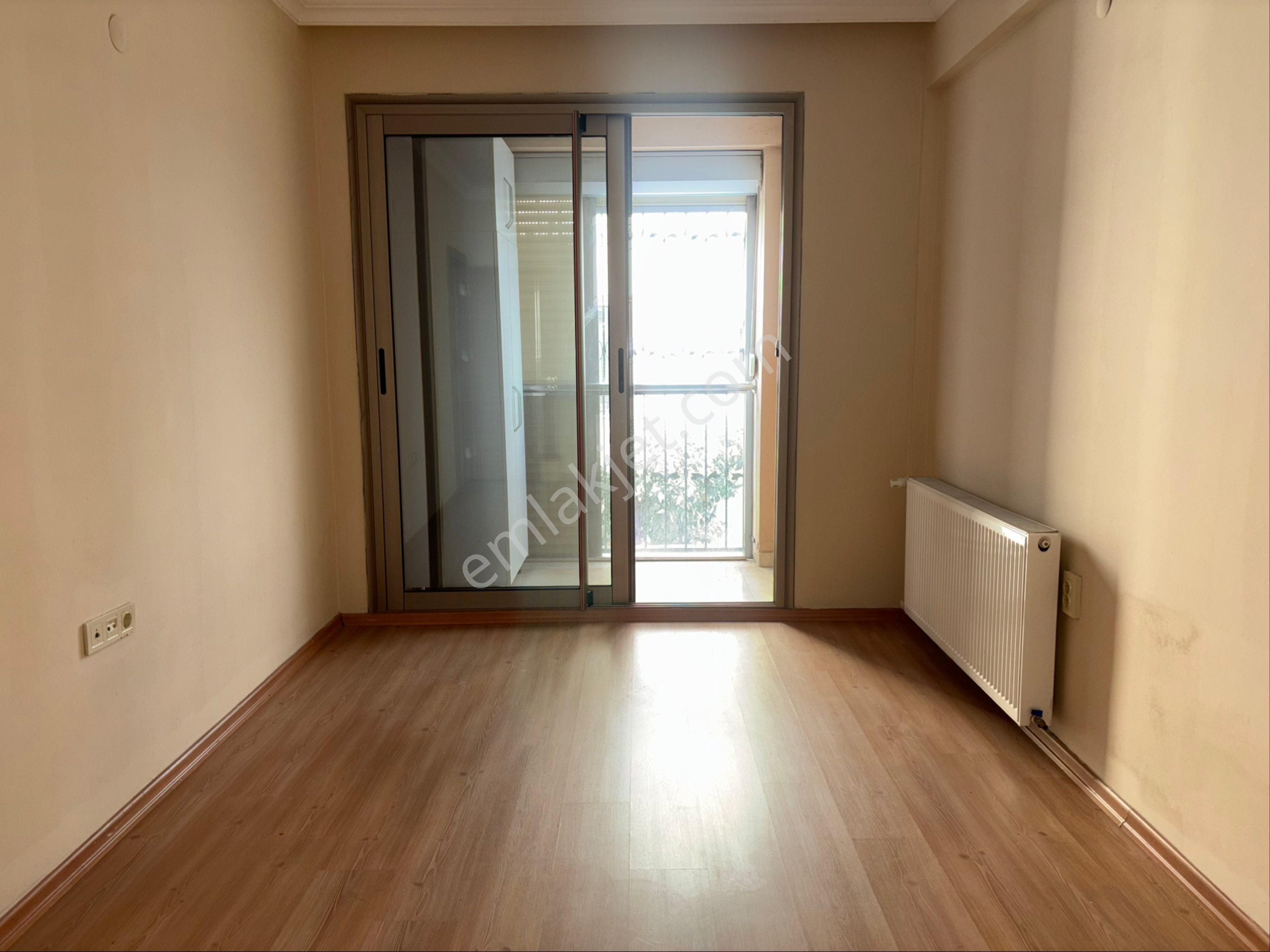 İzmir Denizmen İnönü Cadde Yakını Genç Binada 3+1 Kiralık Daire - Görsel 21