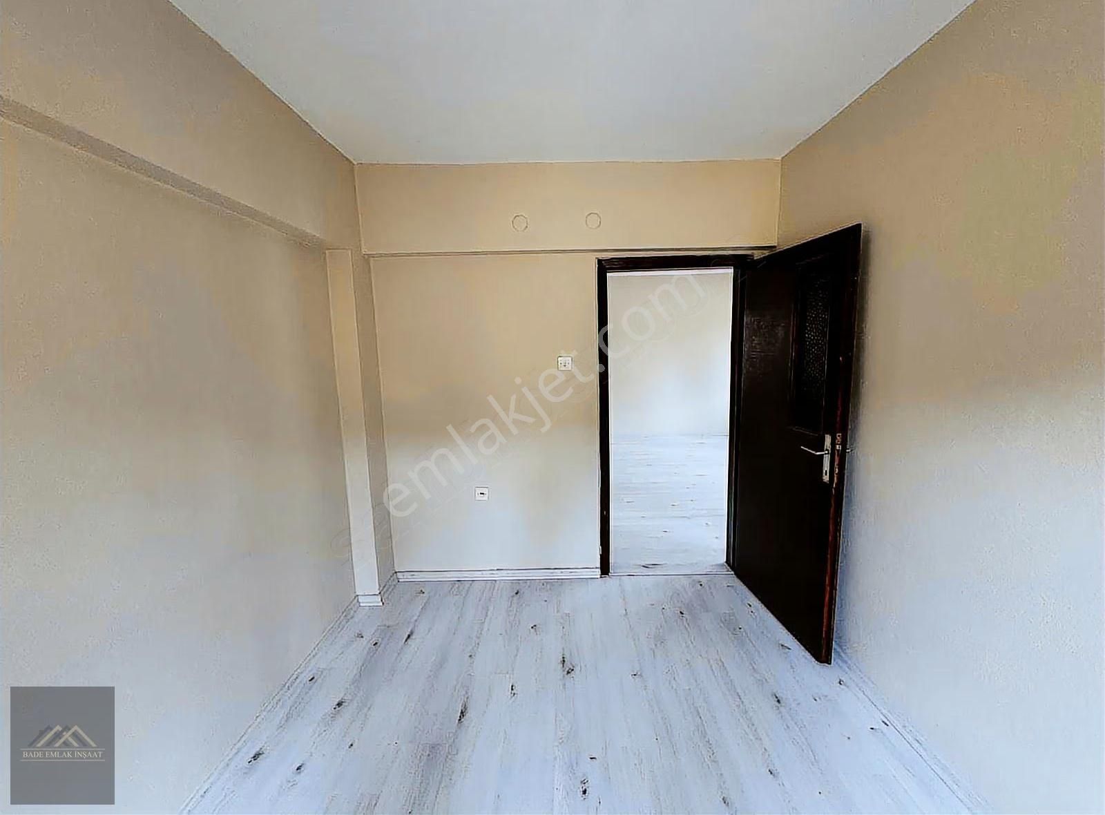 Bade Emlak İnşaattan 3+1 Kiralık Daire - Görsel 2