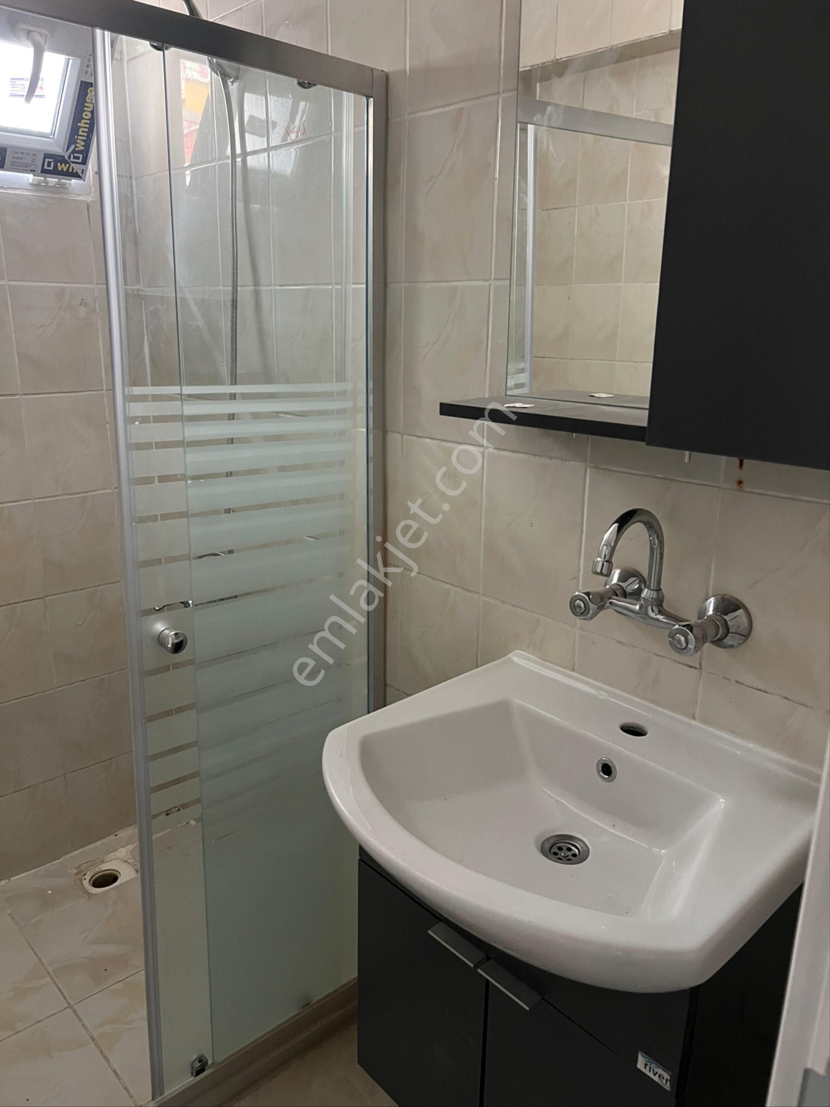 Süvaride Ara Katda Kiralık 3+1 Daire - Görsel 27