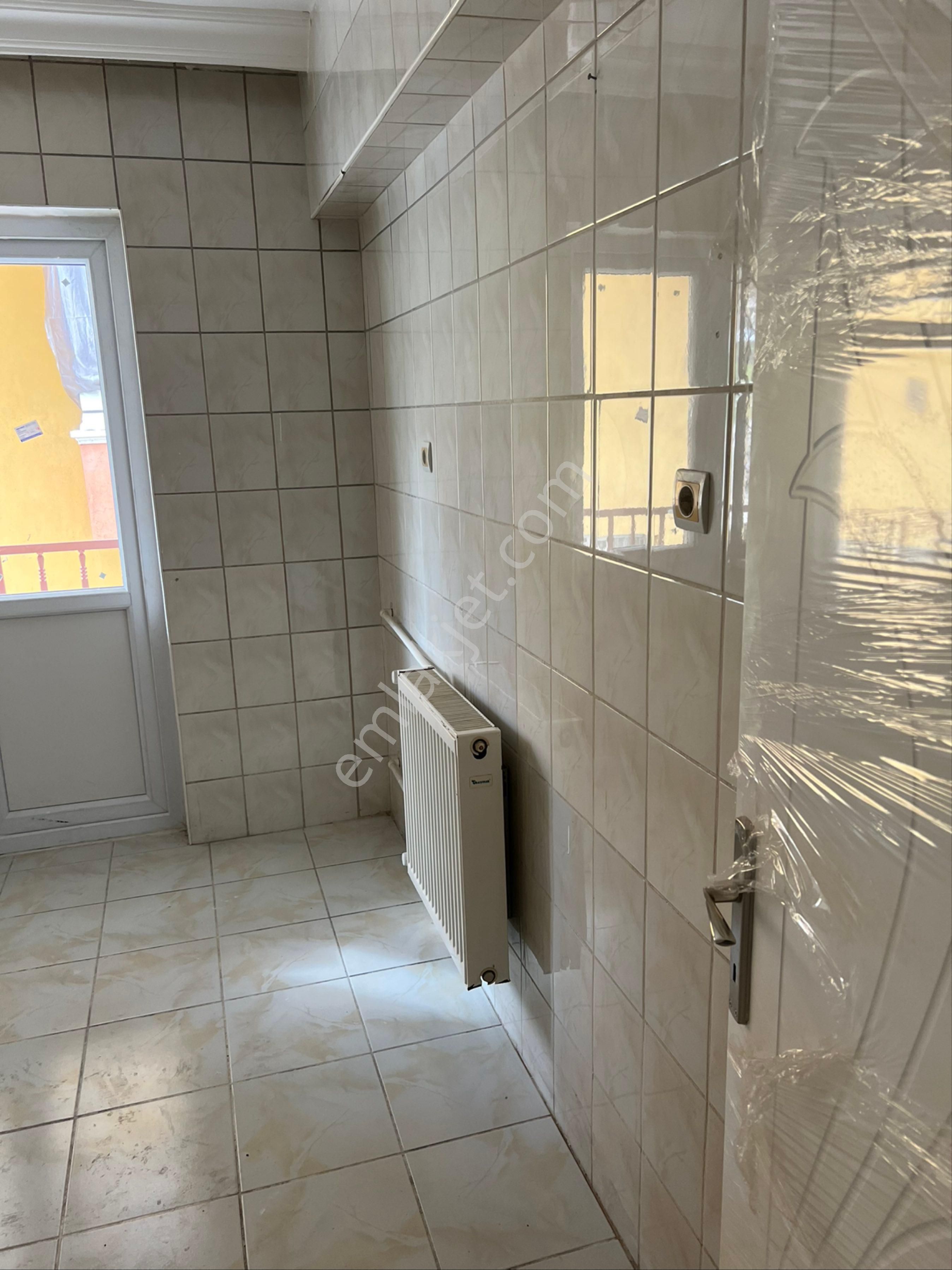 Süvaride Ara Katda Kiralık 3+1 Daire - Görsel 26