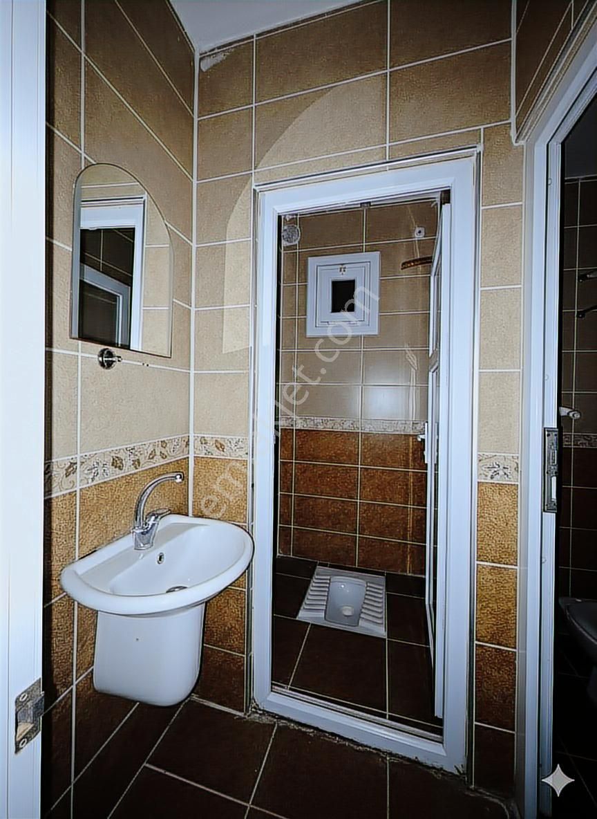 Arnavutköy İslambeyde Cadde Üzeri 2+1 Muhteşem Konumda Daire!! - Görsel 4