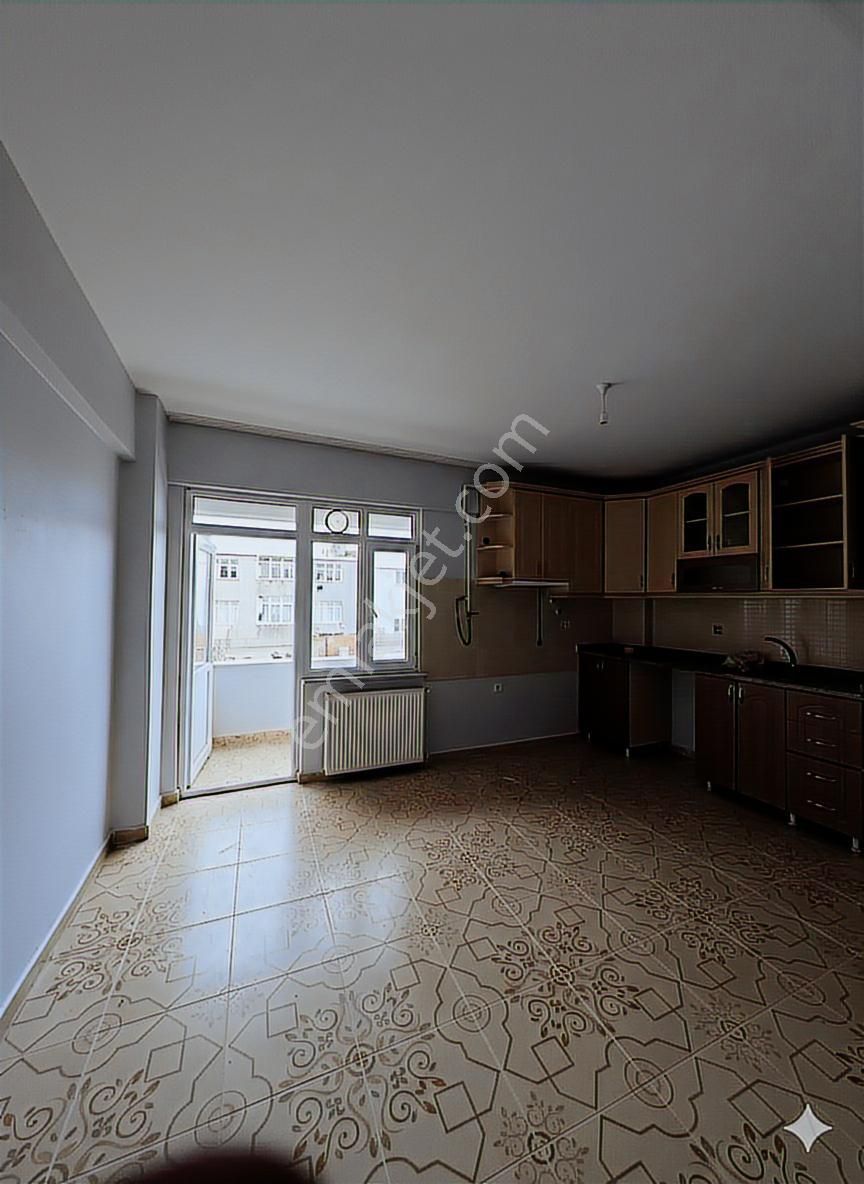 Arnavutköy İslambeyde Cadde Üzeri 2+1 Muhteşem Konumda Daire!! - Görsel 5