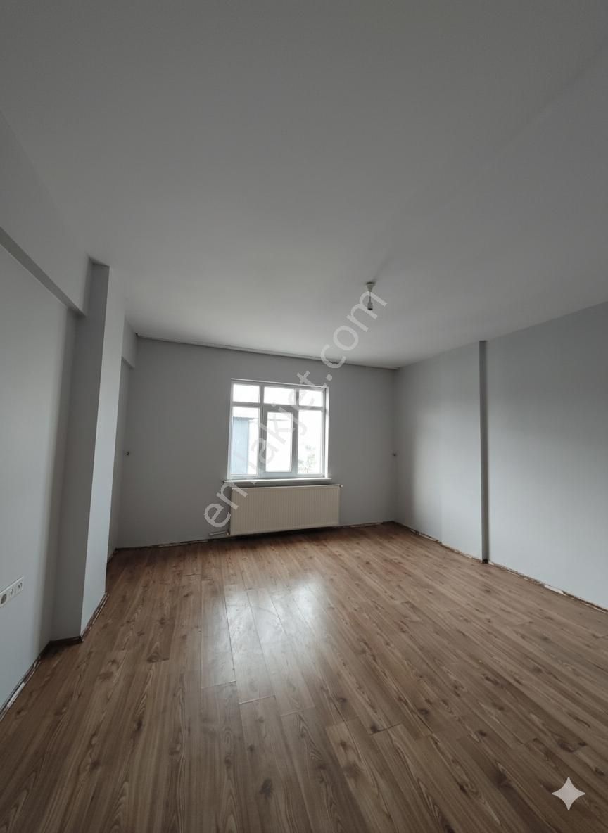 Arnavutköy İslambeyde Cadde Üzeri 2+1 Muhteşem Konumda Daire!! - Görsel 2