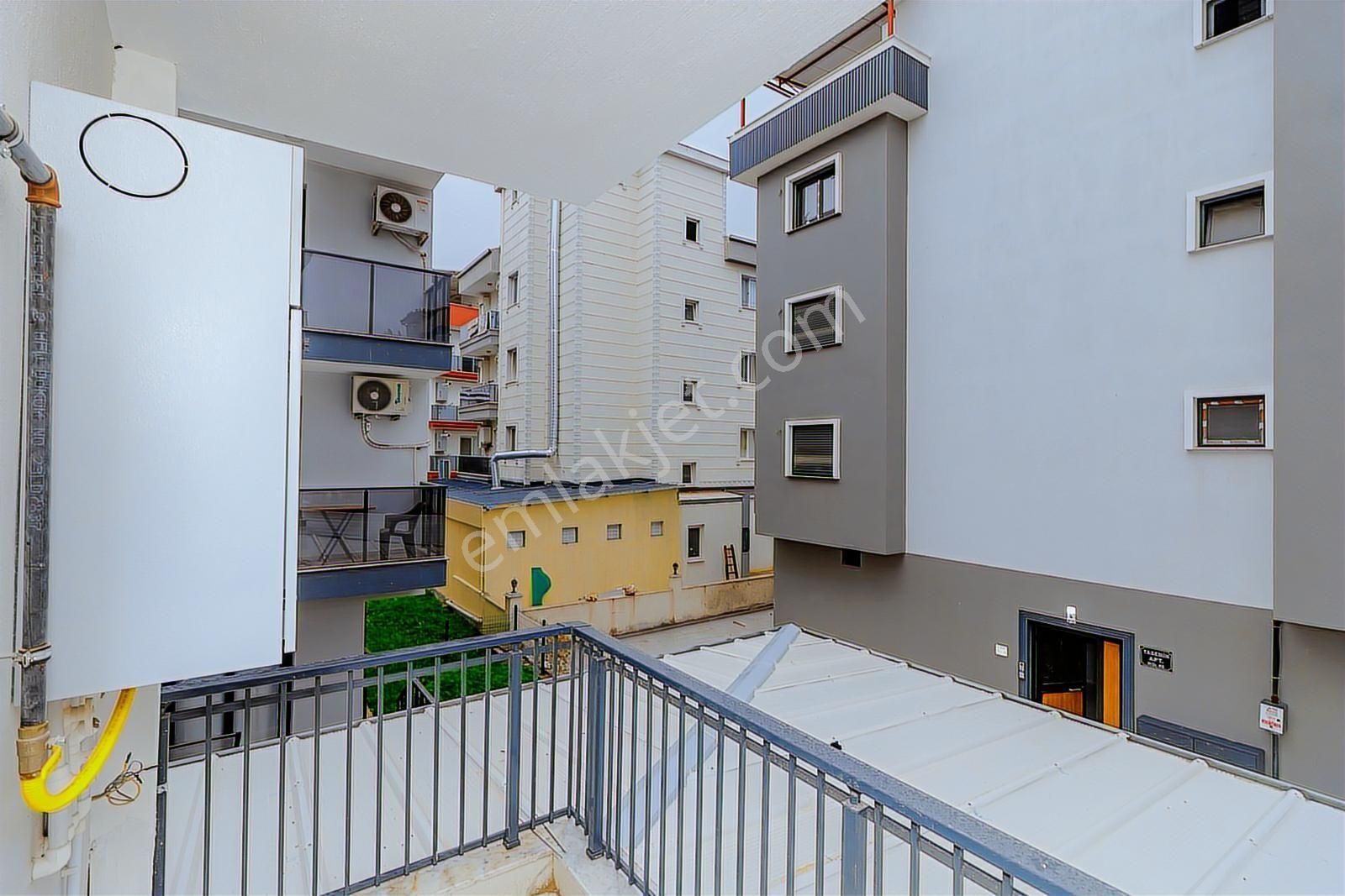 Menemen Seyrekte Merkezi Konumda Sıfır 2+1 Kiralık Daire - Görsel 16