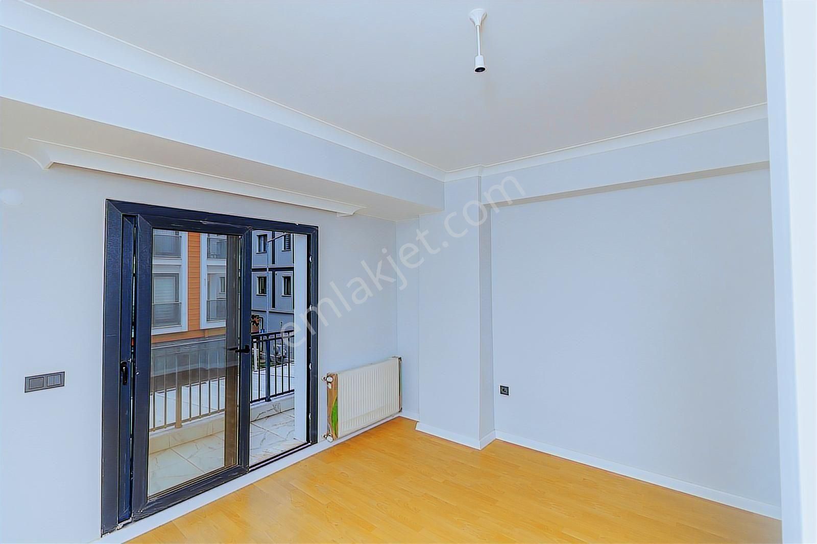 Menemen Seyrekte Merkezi Konumda Sıfır 2+1 Kiralık Daire - Görsel 6