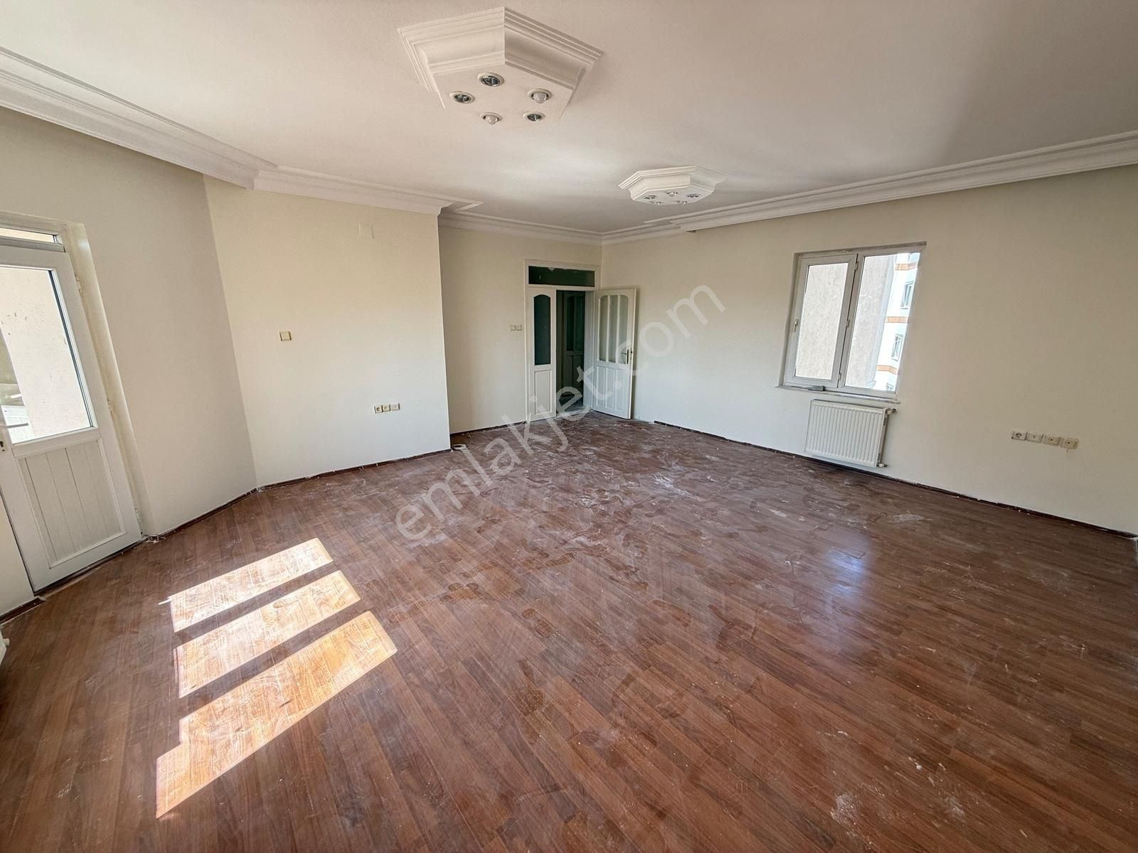 Acil Fırsat İlanı ! Akkent Kongre Merkez Yanı 3+1 Geniş Ara Kat - Görsel 11