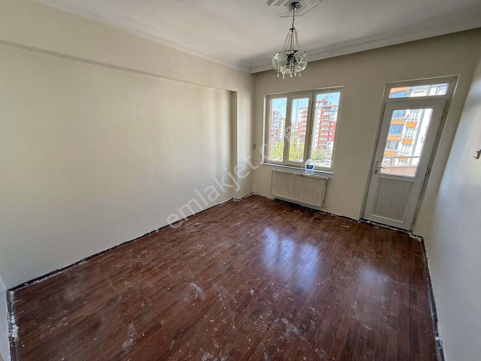 Acil Fırsat İlanı ! Akkent Kongre Merkez Yanı 3+1 Geniş Ara Kat - Görsel 13