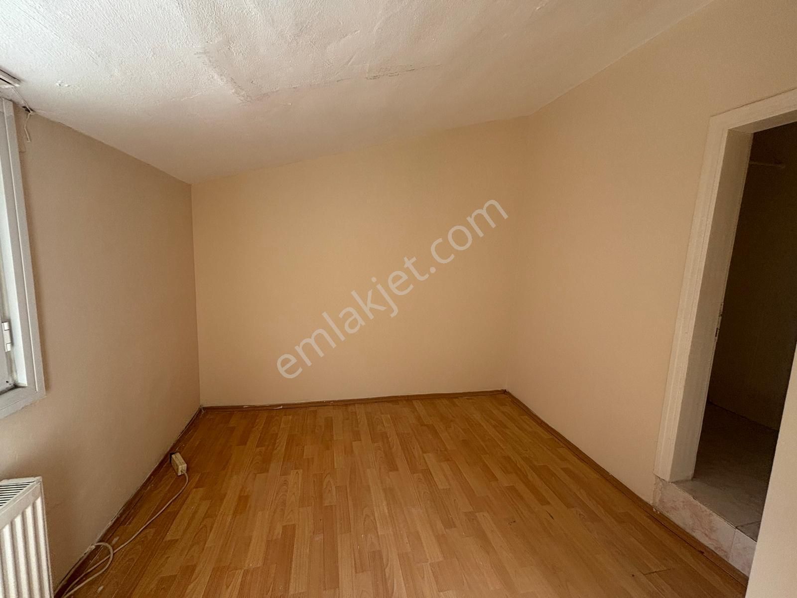 Pendik Çınardere'de Oldukça Geniş Kullanışlı 4+2 Dubleks Daire - Görsel 15