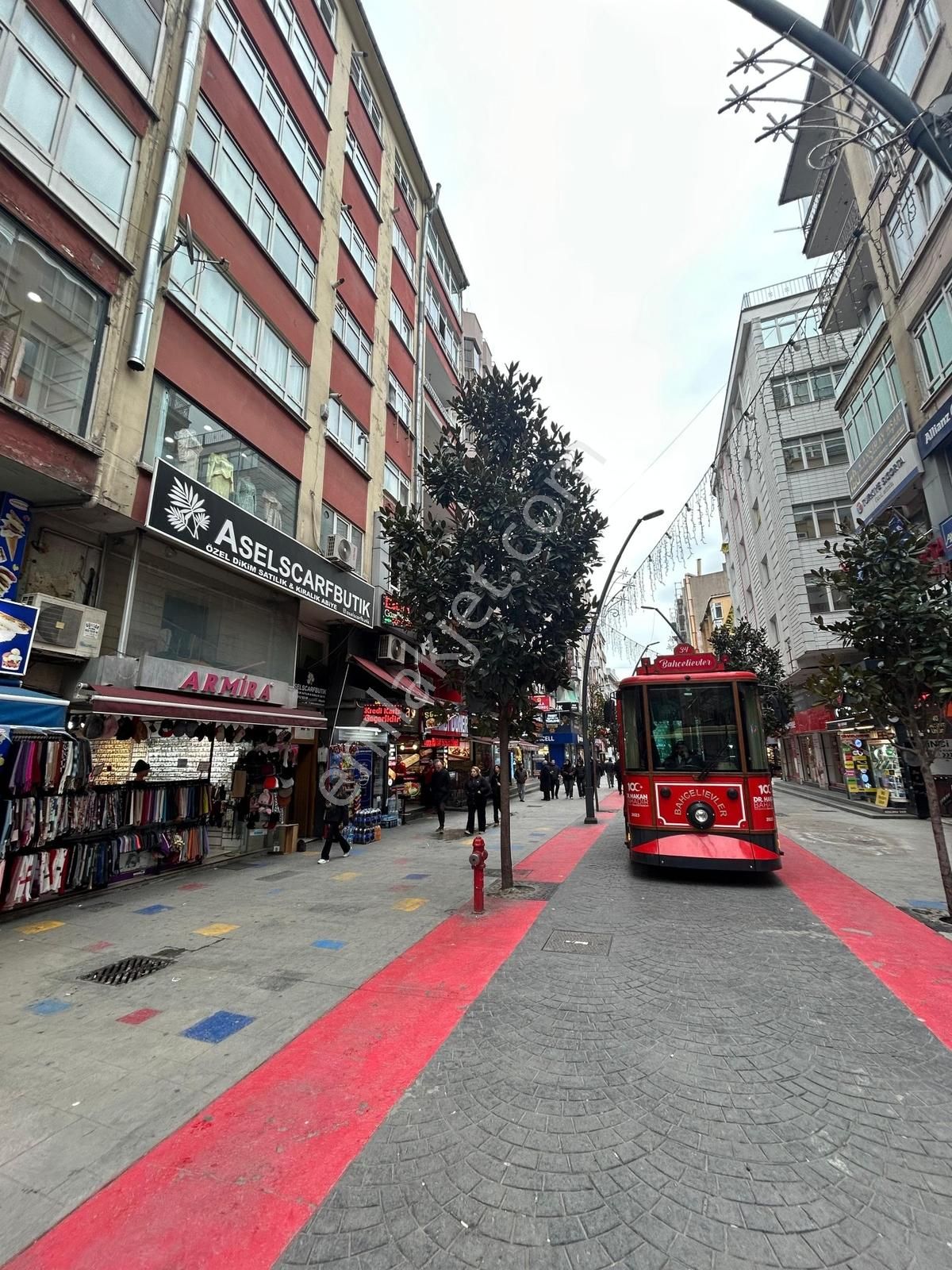 Şirinevler Meydan Yürüyüş Yolunda 3 Katlı Satılık Dükkan Mağaza - Görsel 5