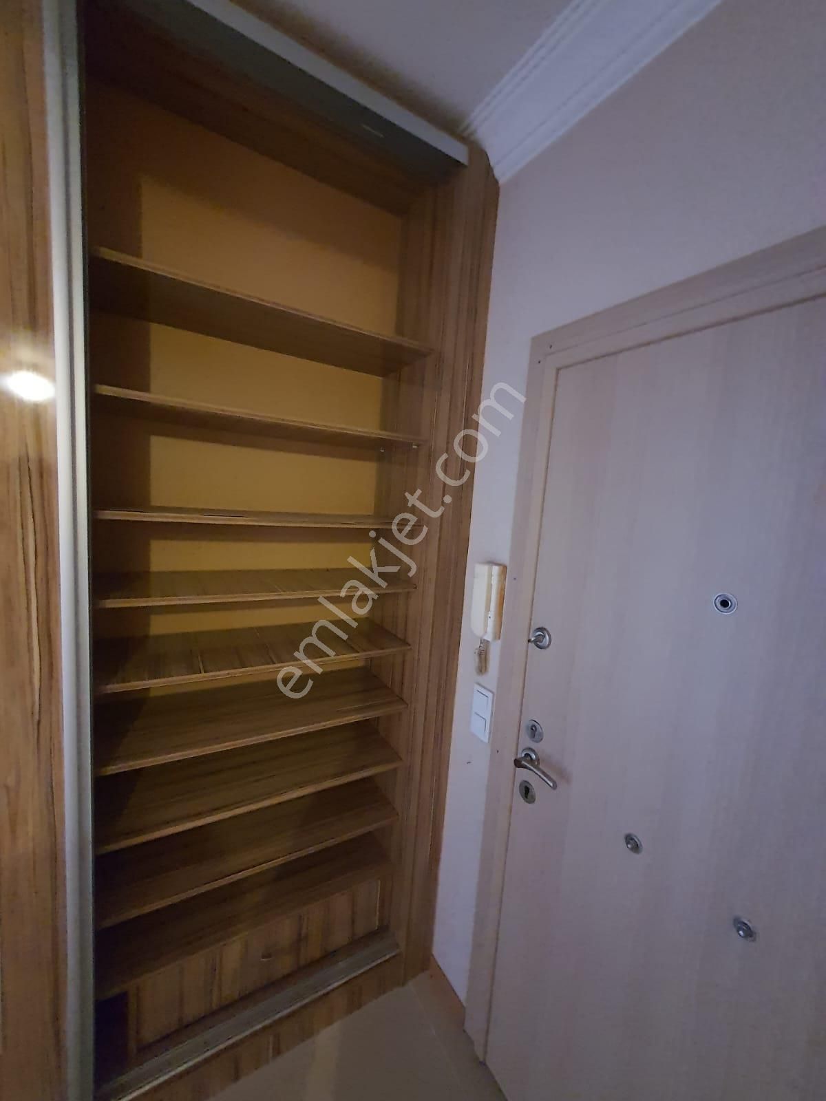 Hoşdere Caddesi Üzerinde Yapılı Giriş Kat 3+1 Kiralık Daire - Görsel 22