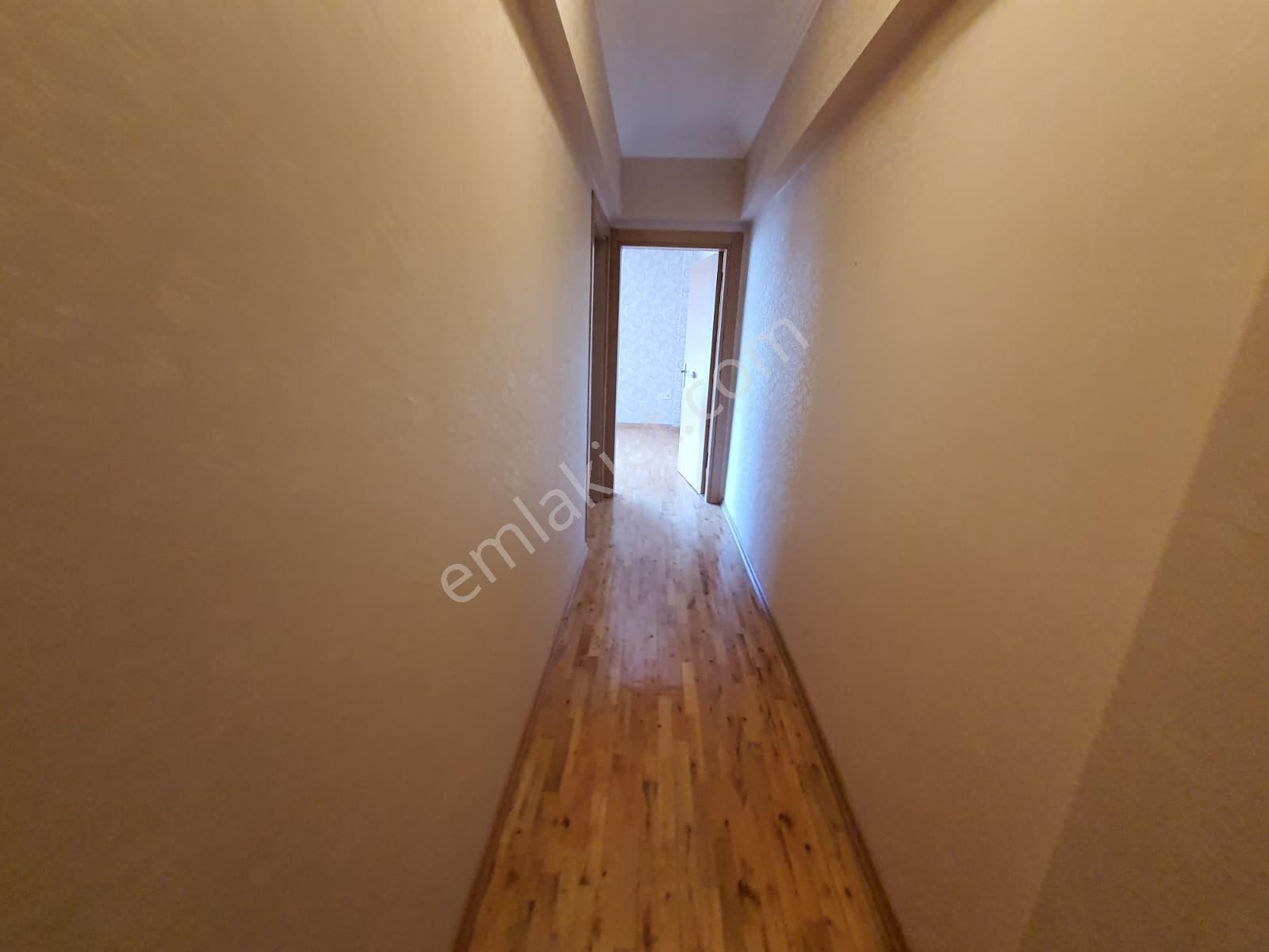 Hoşdere Caddesi Üzerinde Yapılı Giriş Kat 3+1 Kiralık Daire - Görsel 28